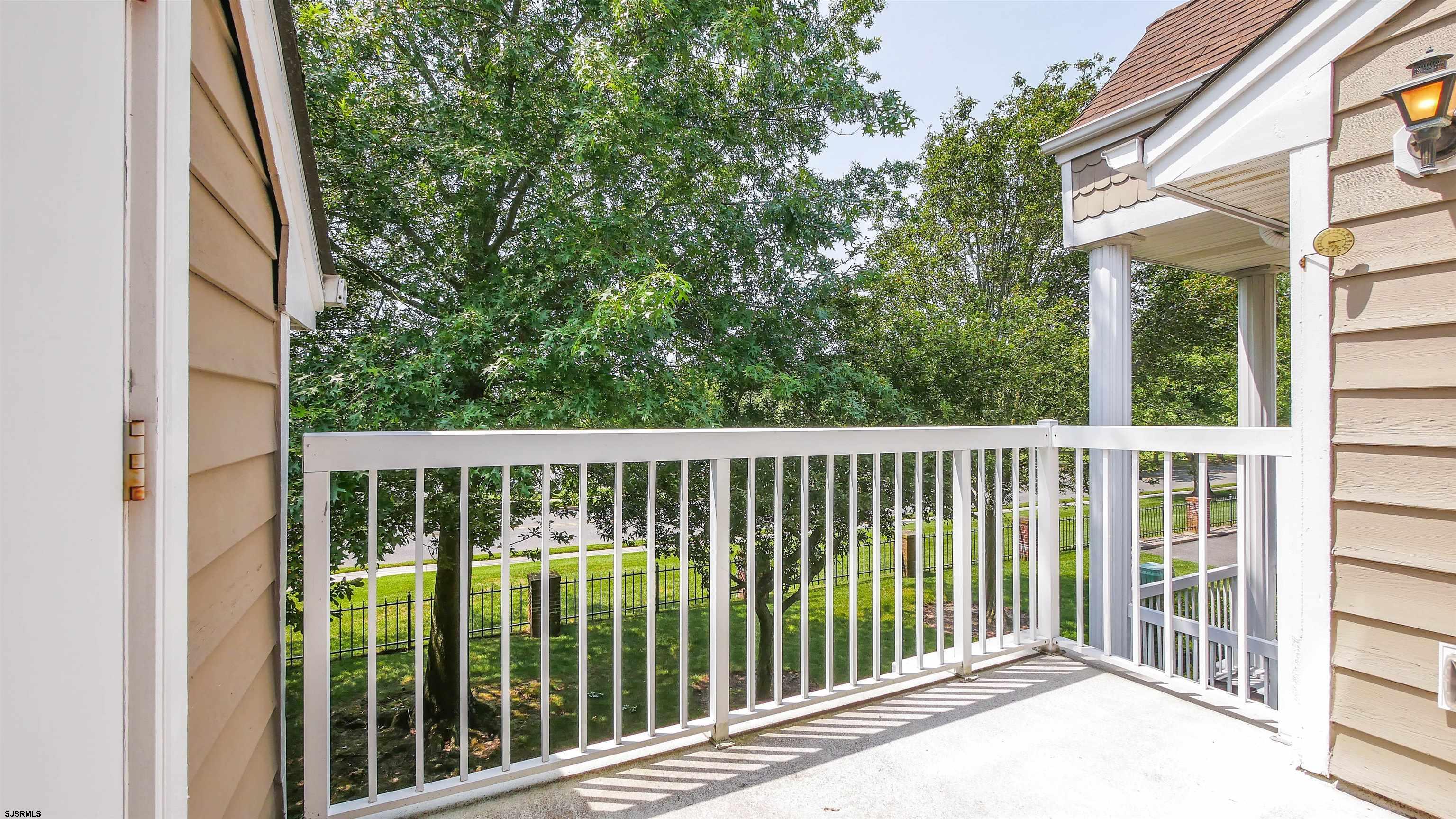550 Central Avenue