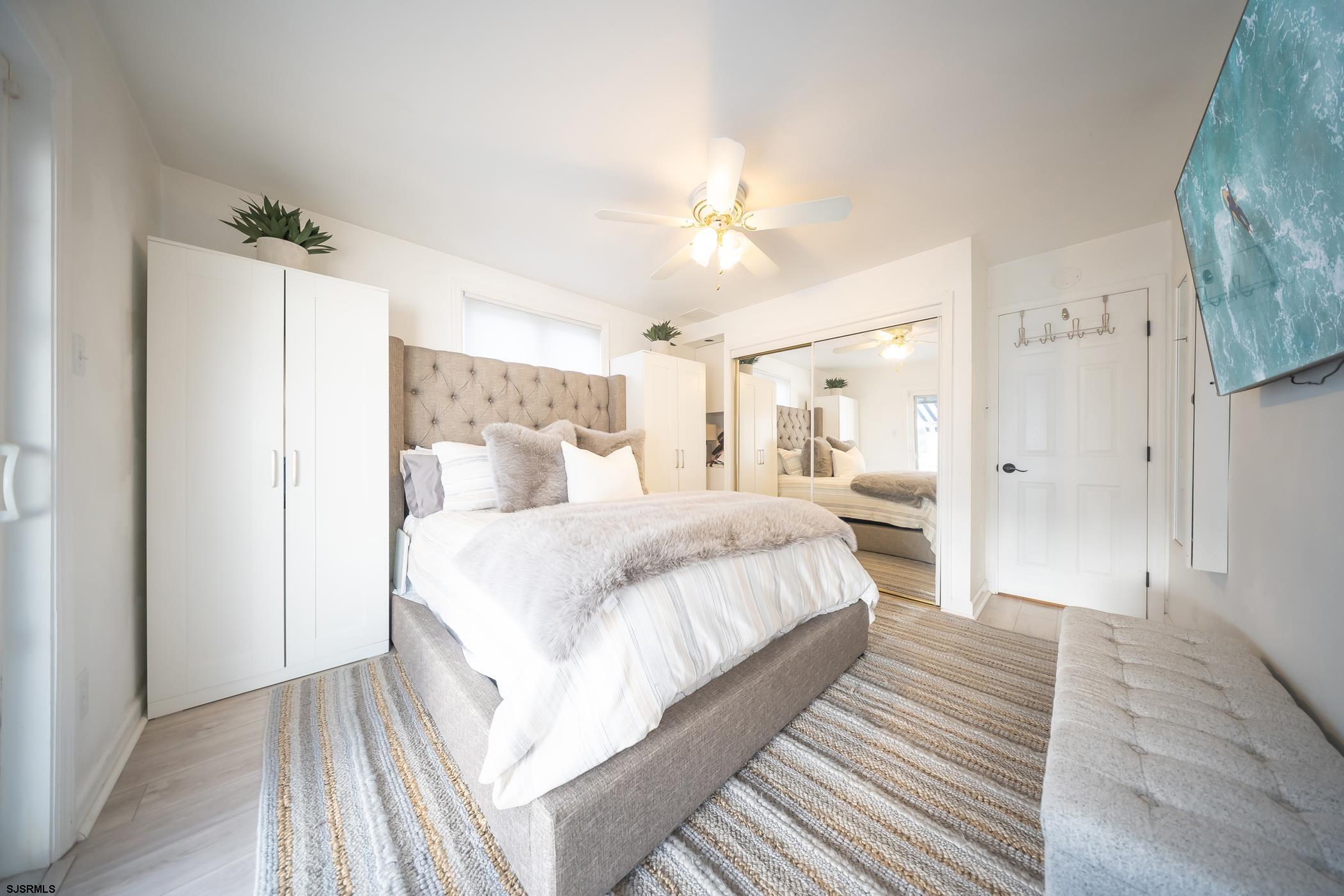 222 N Delavan Avenue