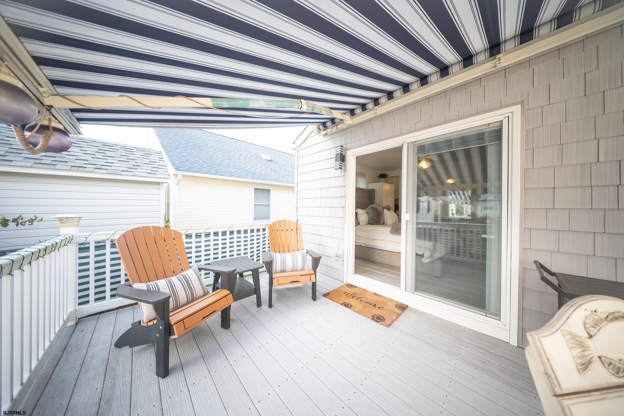 222 N Delavan Avenue