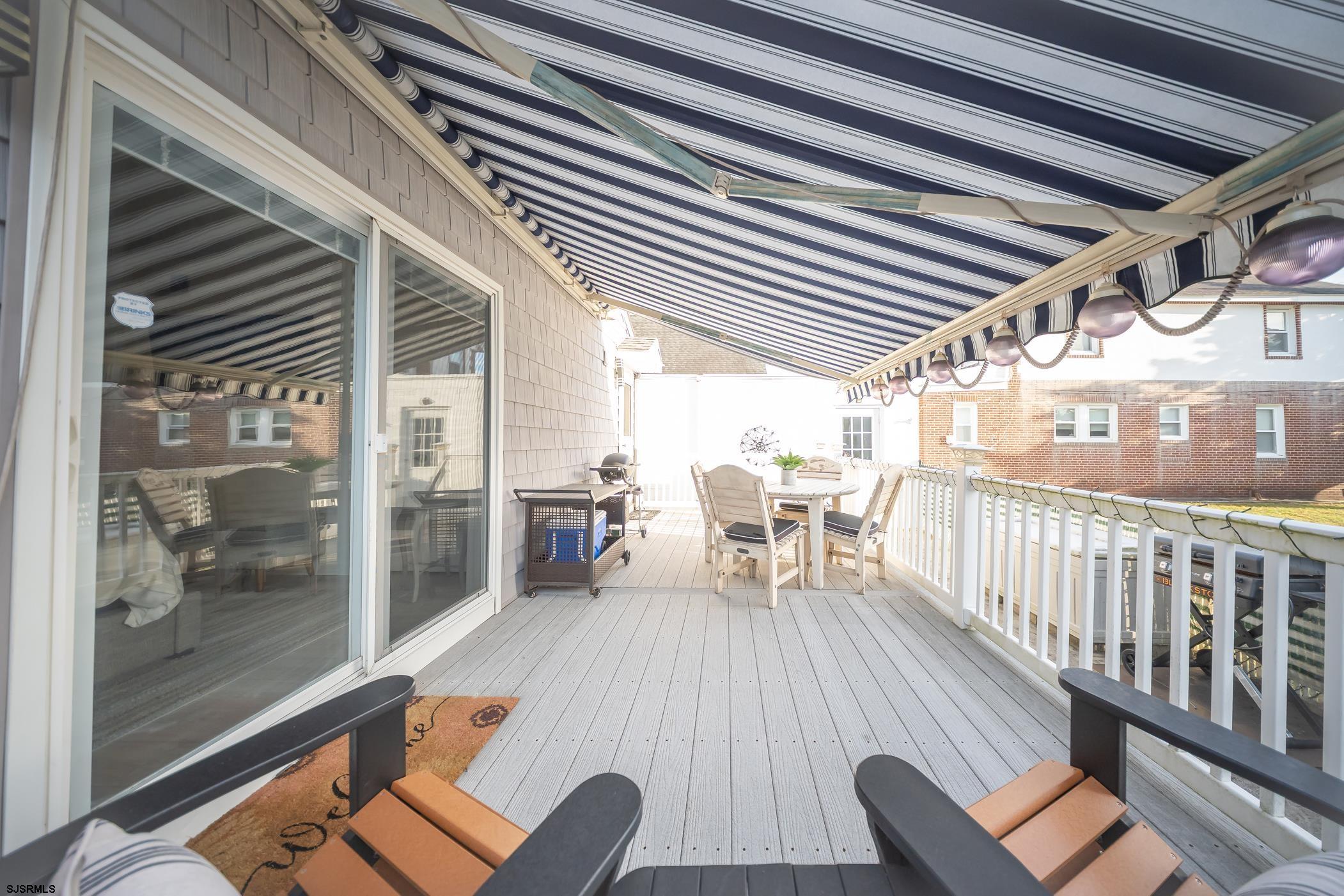 222 N Delavan Avenue