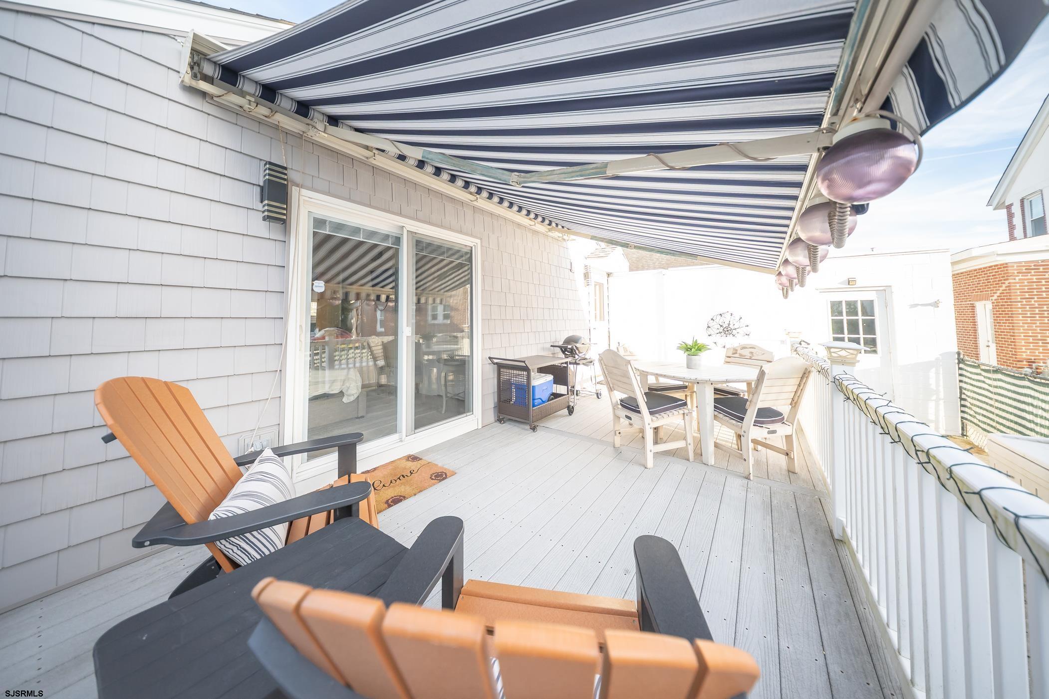 222 N Delavan Avenue