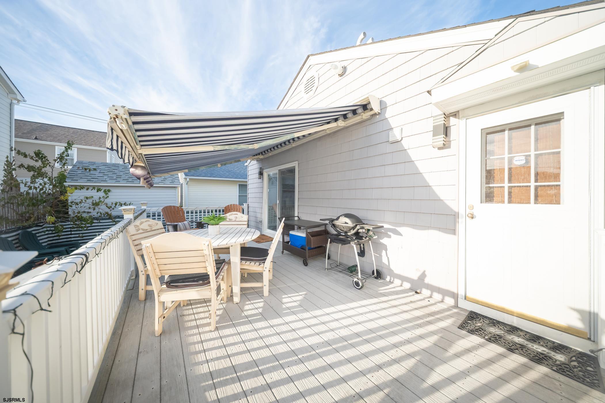 222 N Delavan Avenue