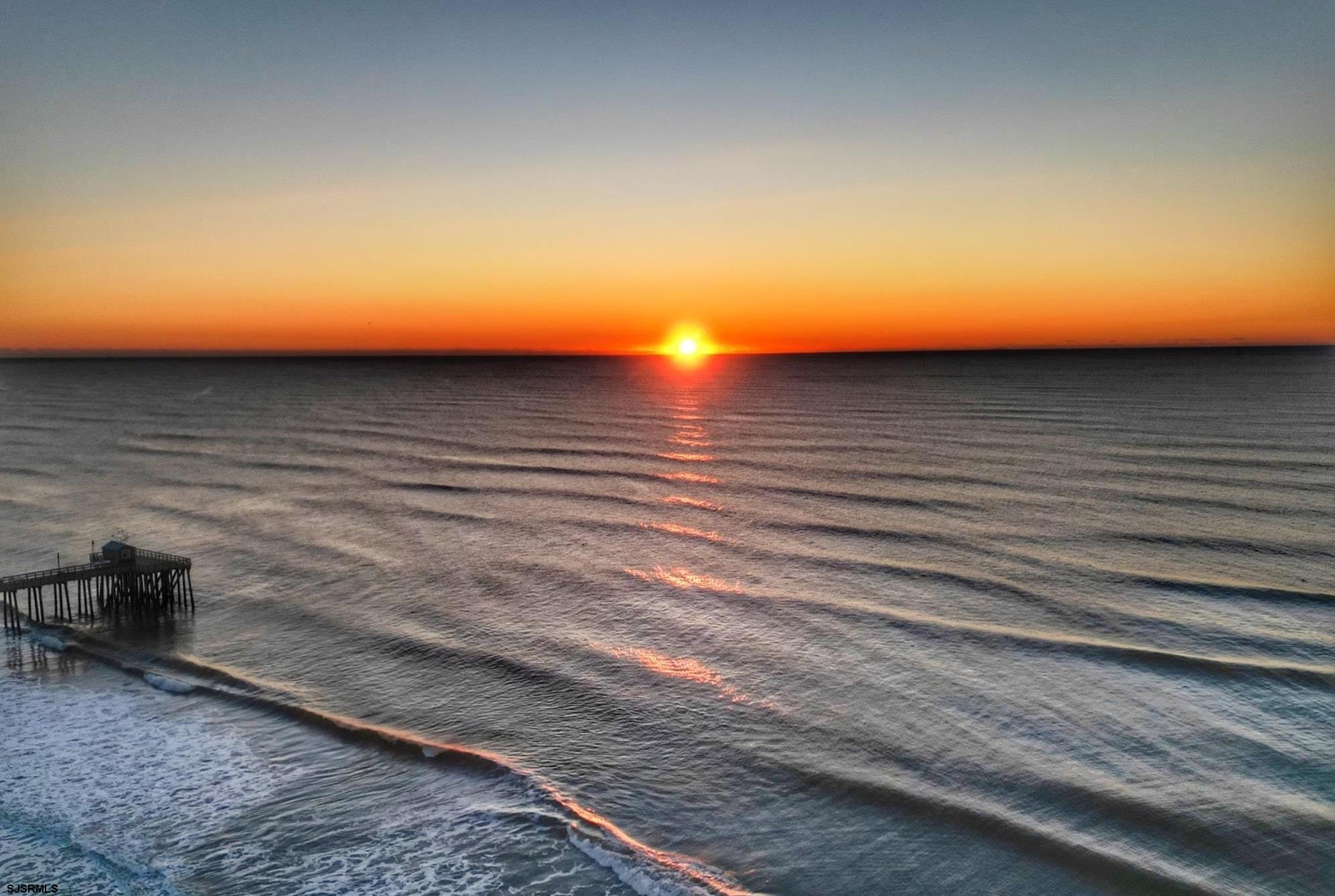 222 N Delavan Avenue