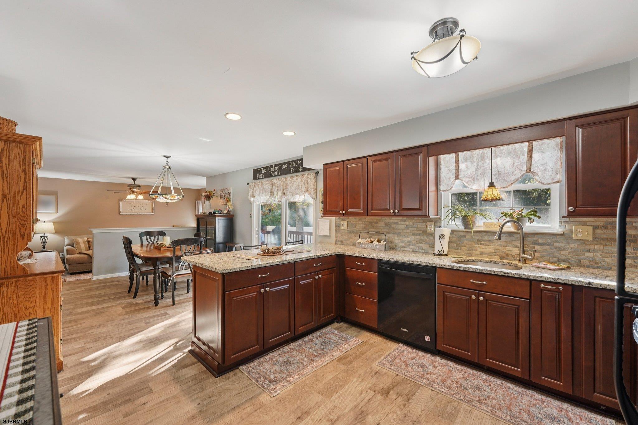 23 Sturbridge Ct Ct