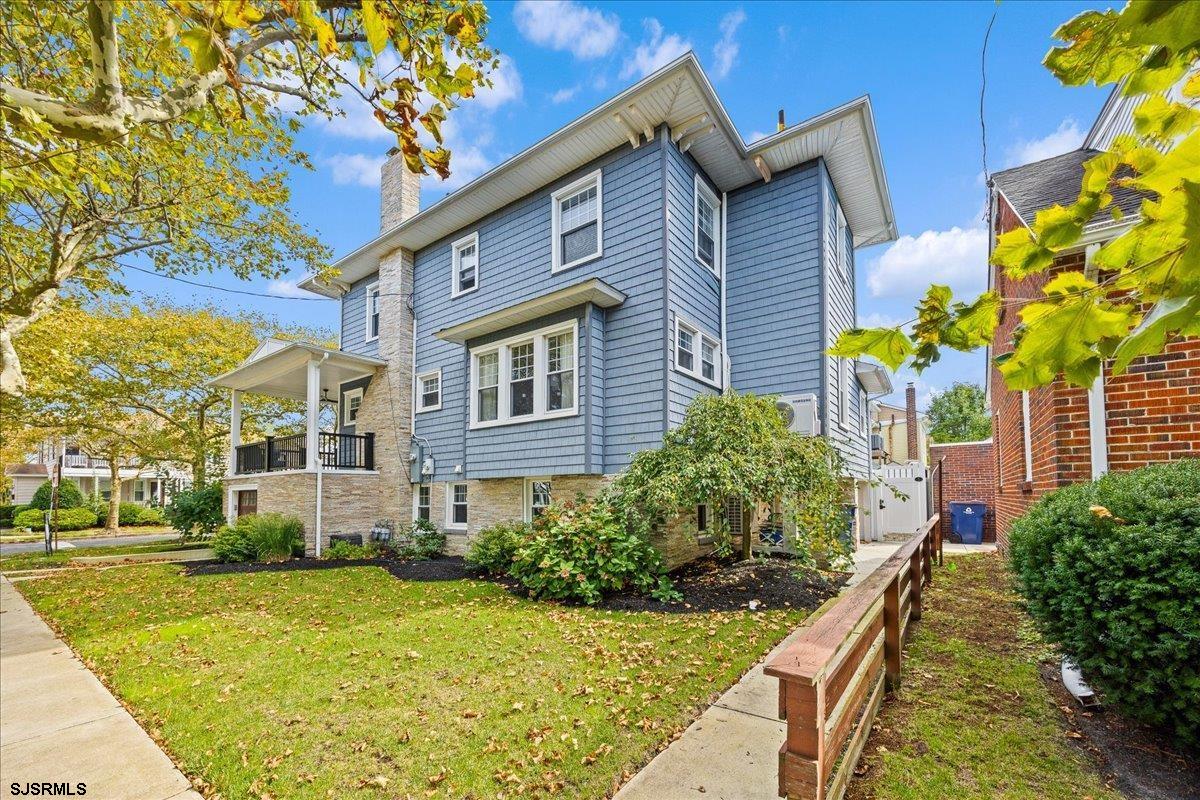 26 N Richards Avenue