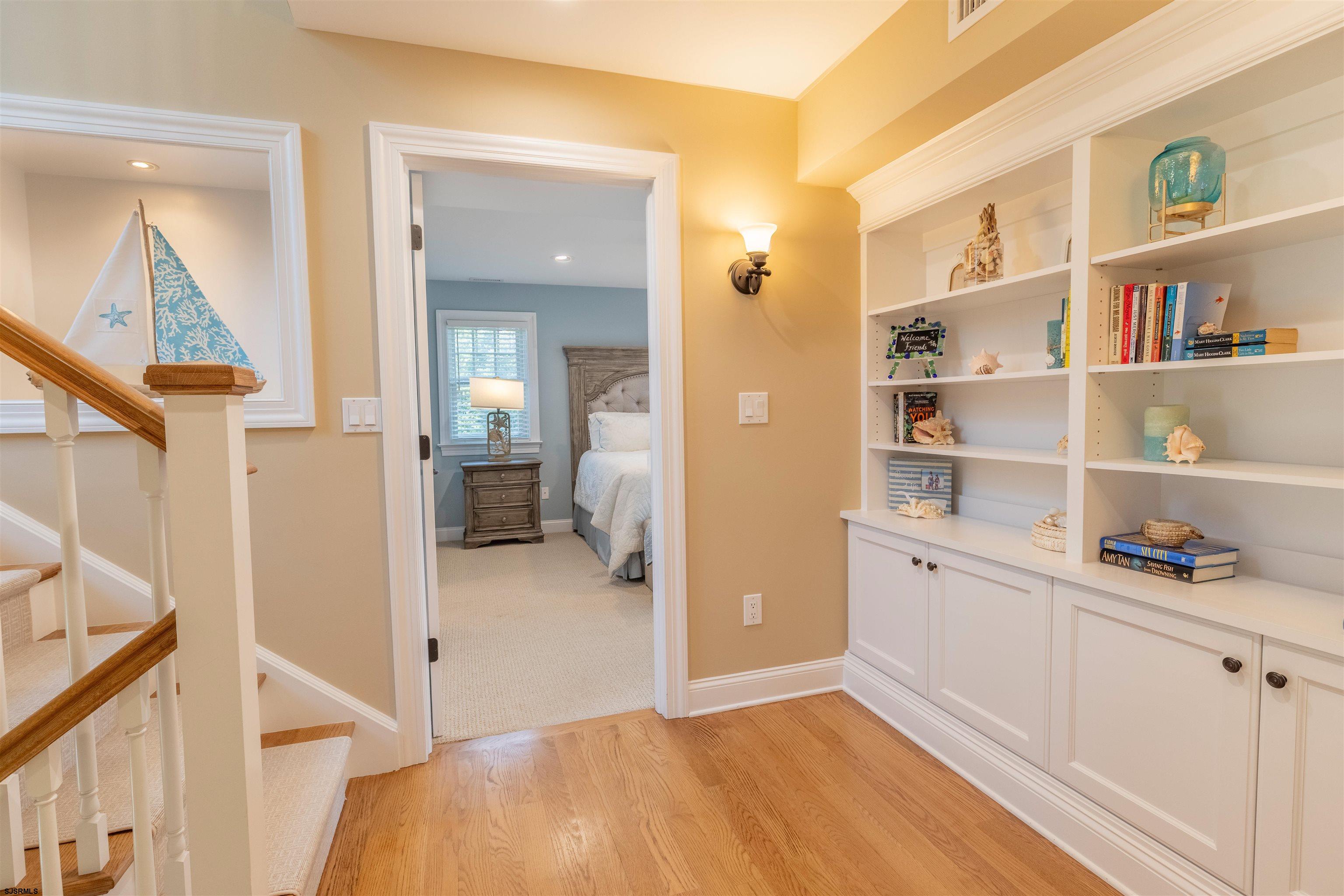 38 N Gladstone Avenue