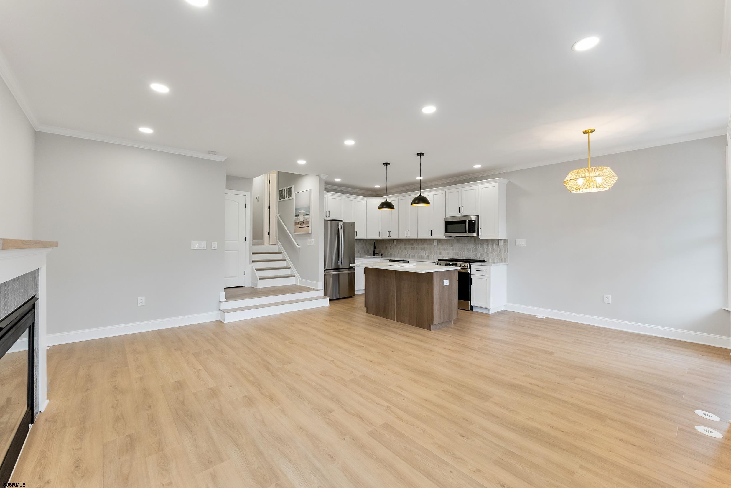 3338 Asbury - Picture 4