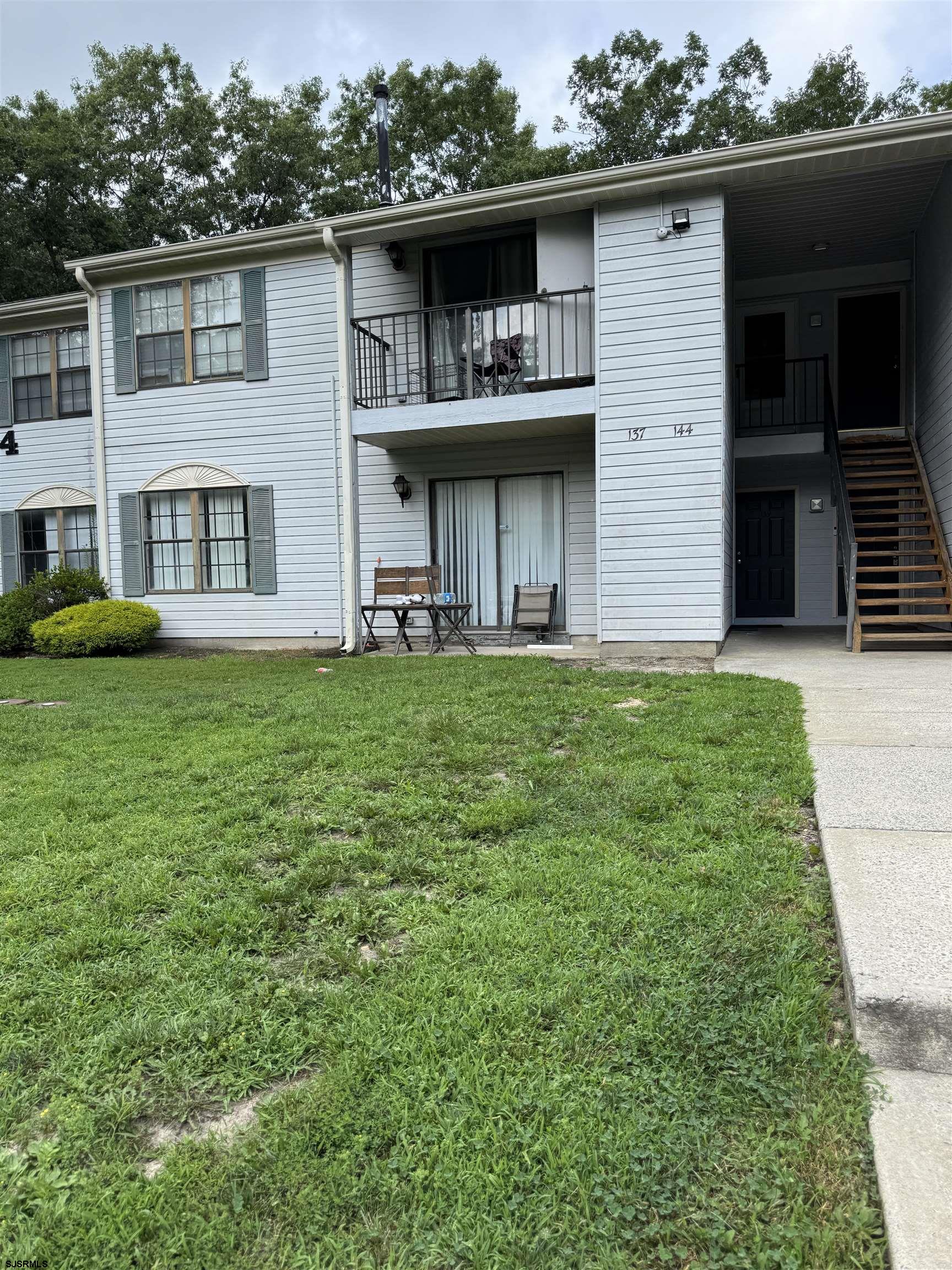 137 Liberty Ct Ct - Picture 1