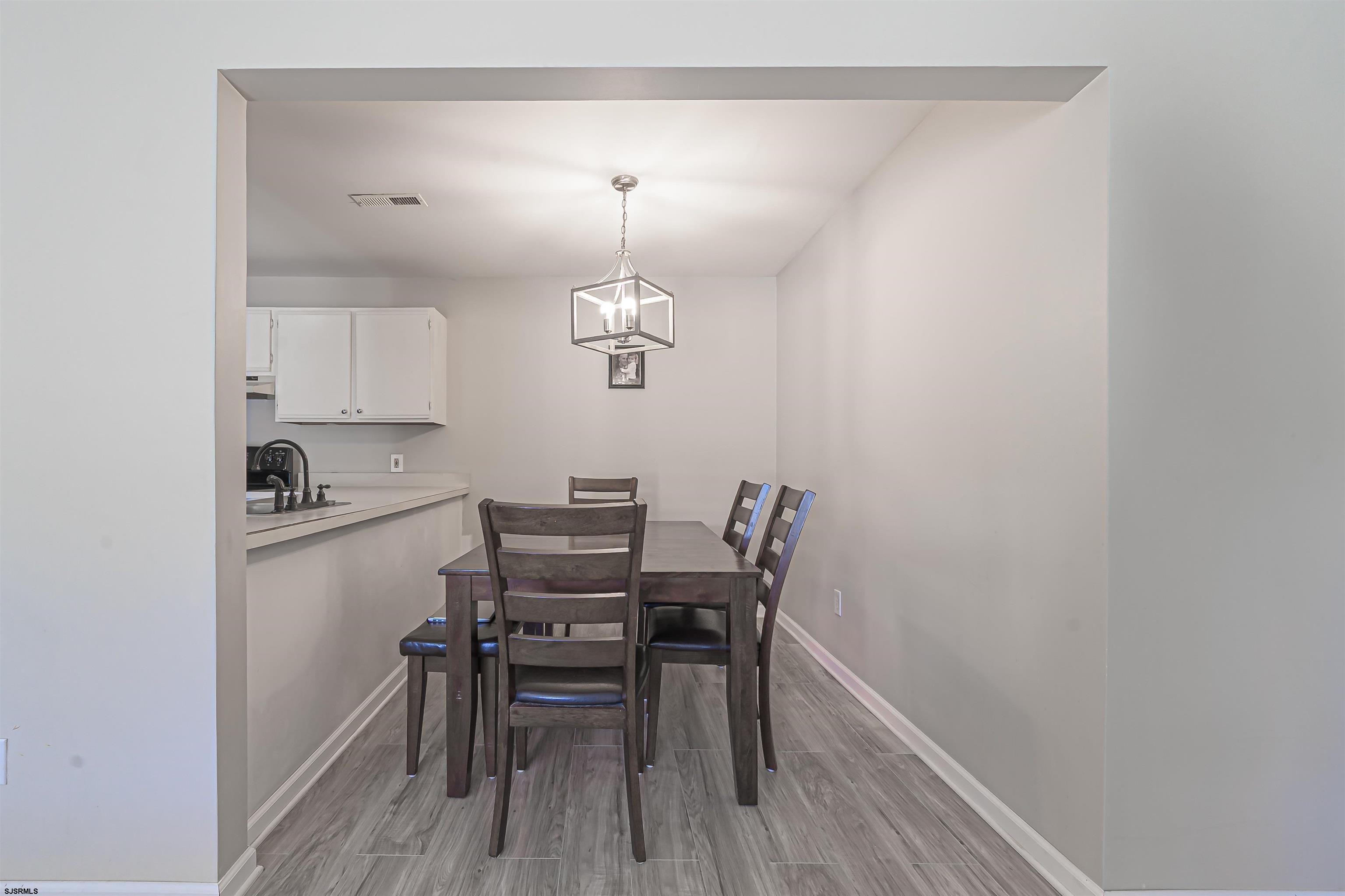 281 Heather Croft - Picture 4