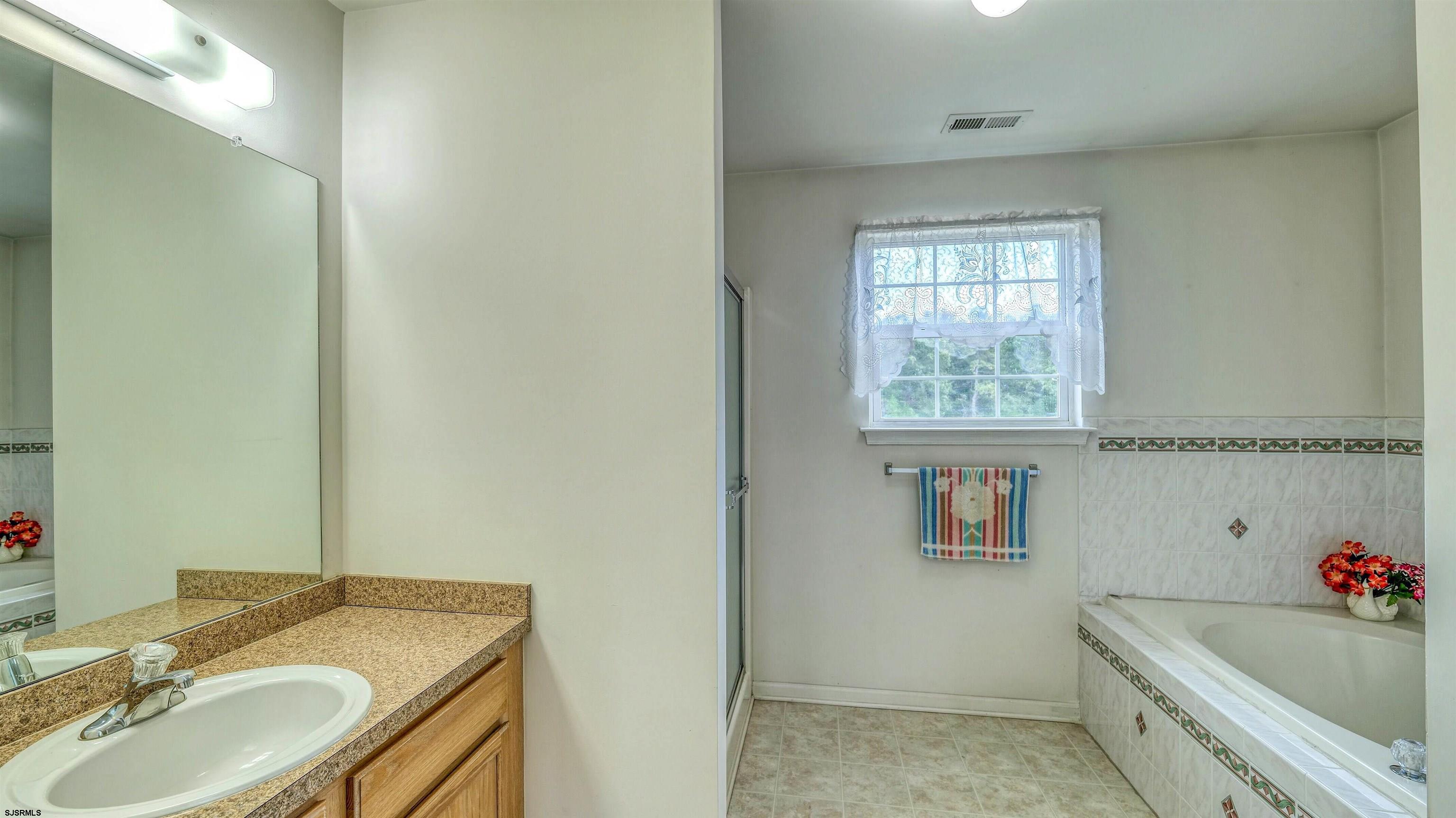 23 Ivystone Dr