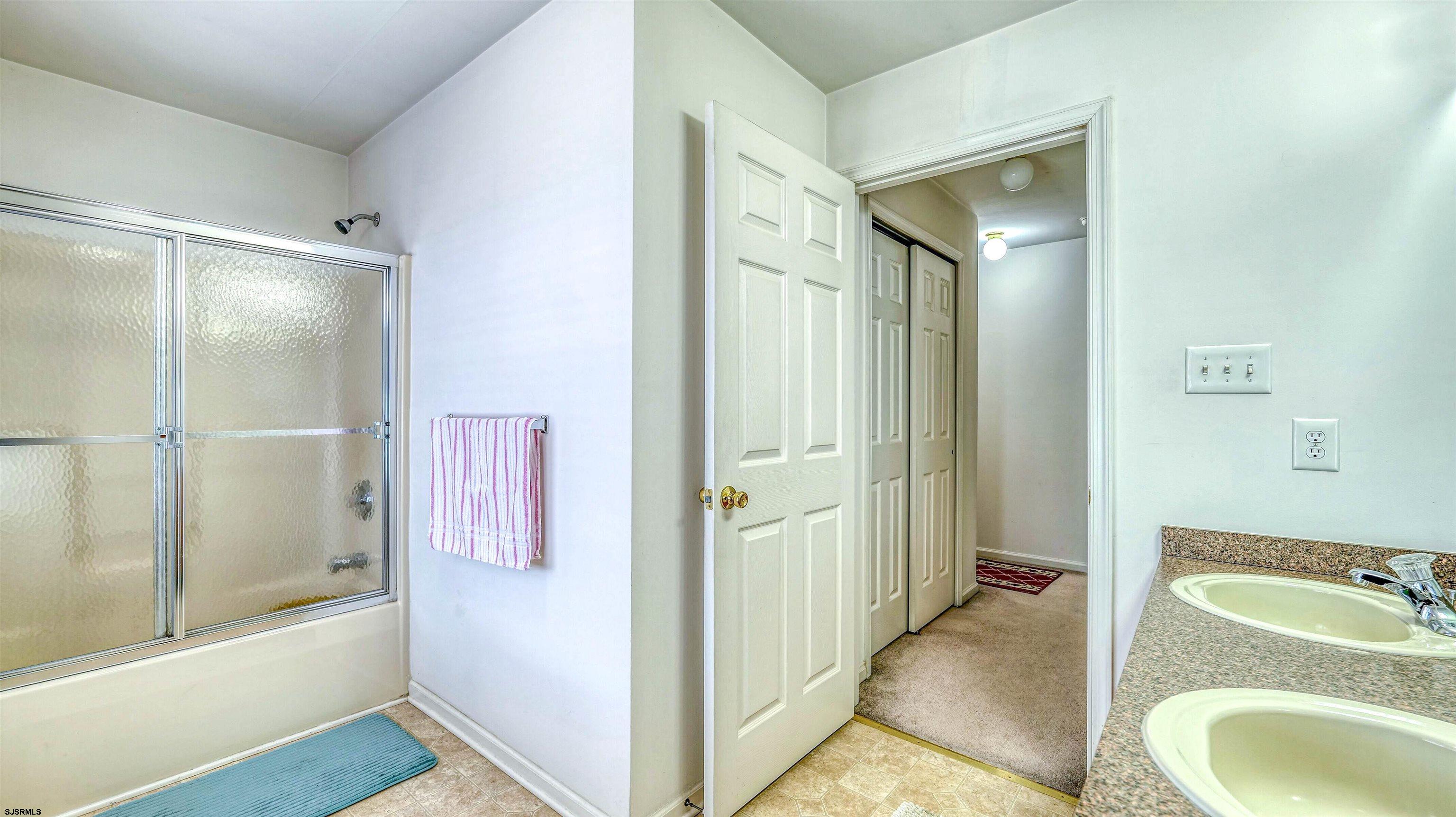 23 Ivystone Dr