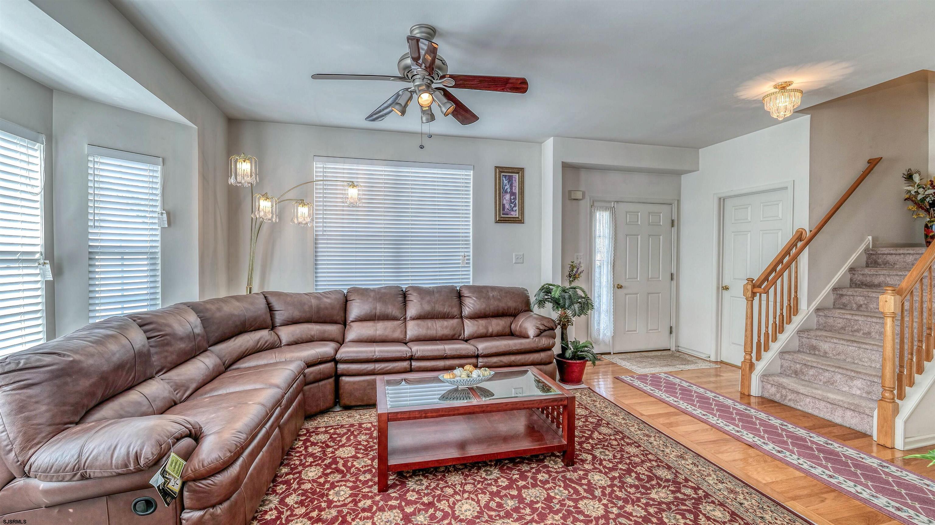 23 Ivystone Dr - Picture 4