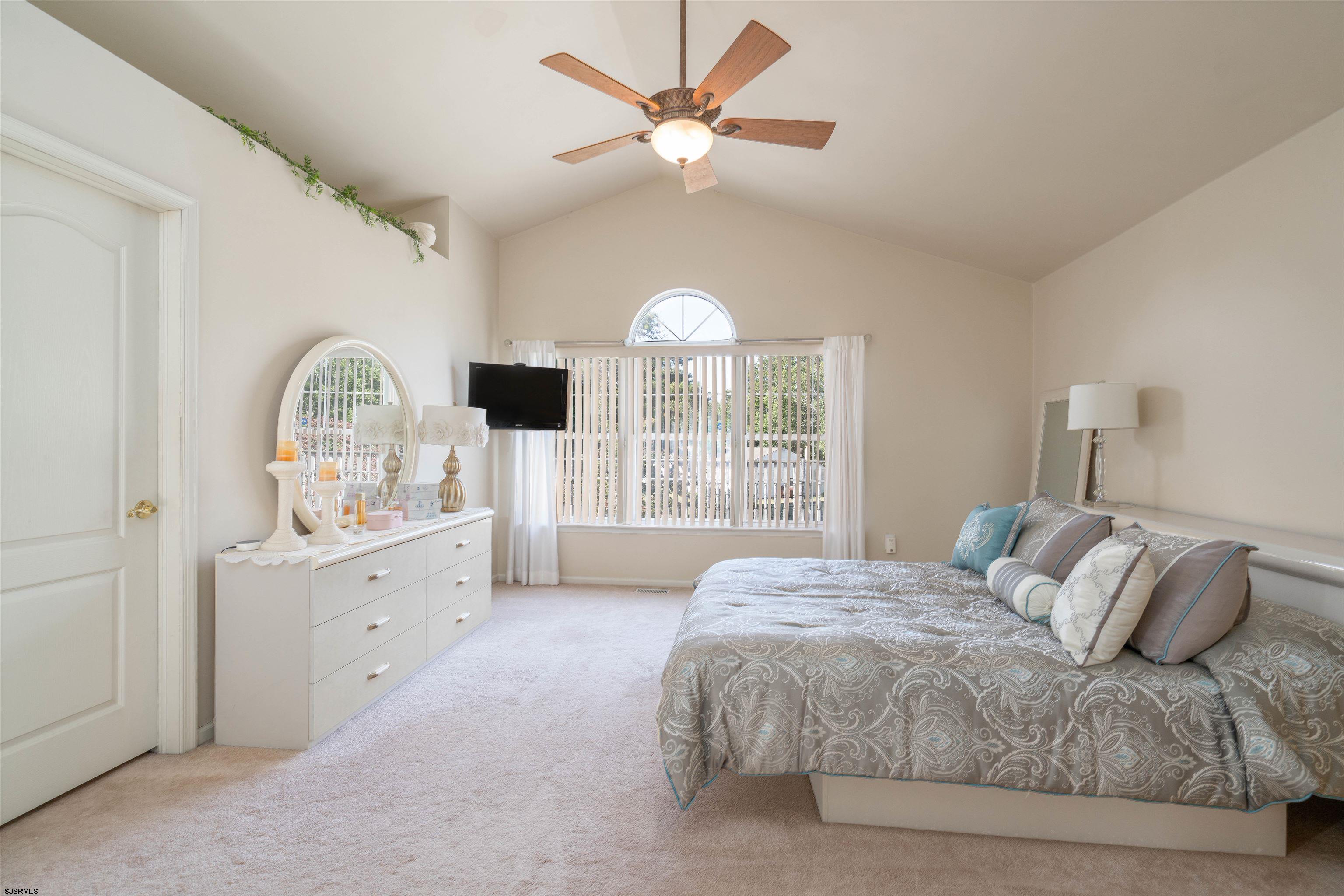 133 Bonita Dr