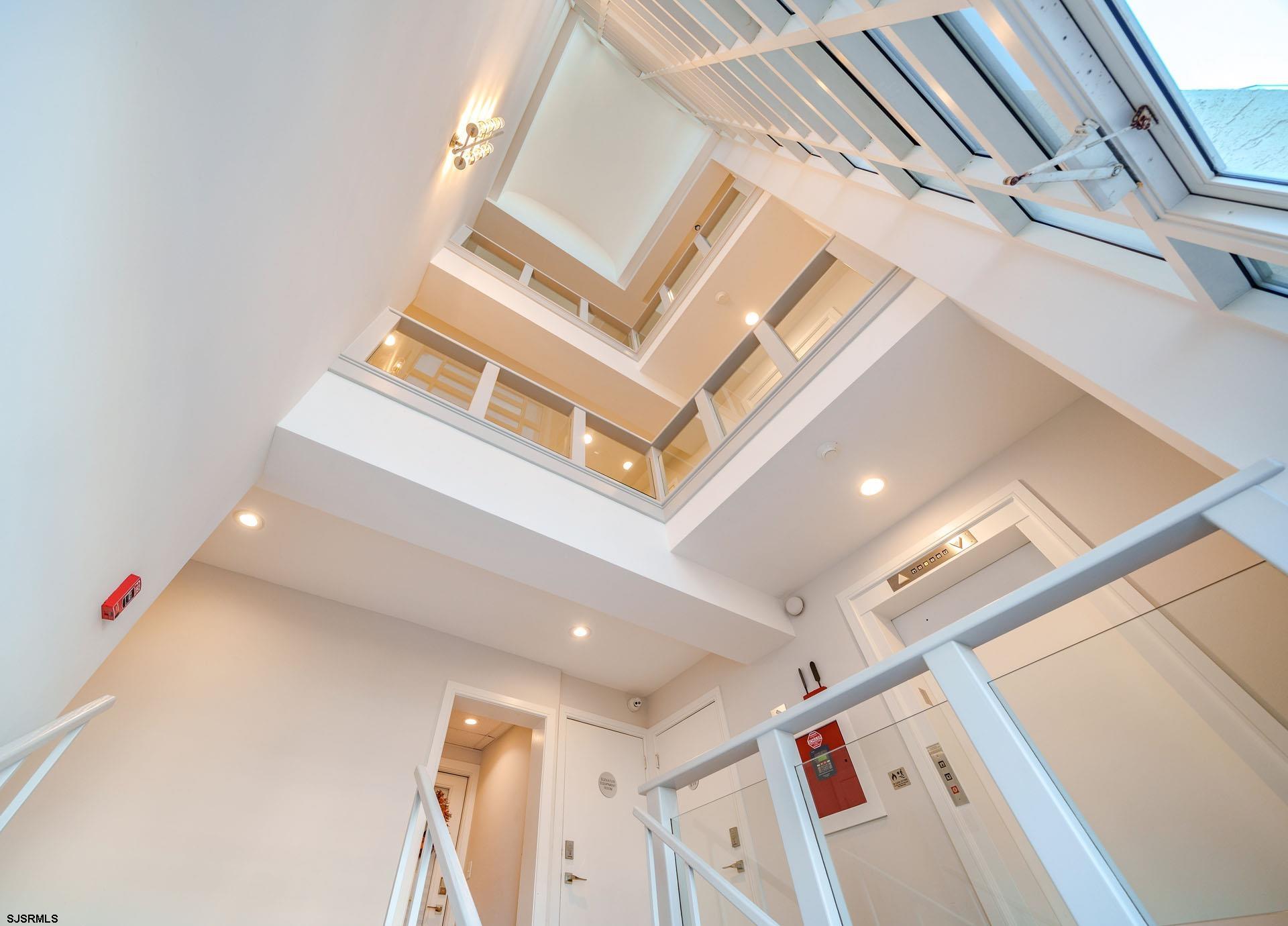 701 West Avenue - Picture 4