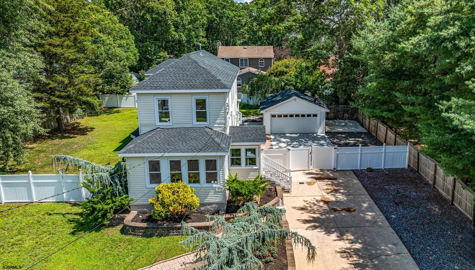 413 W Oakcrest - Picture 3