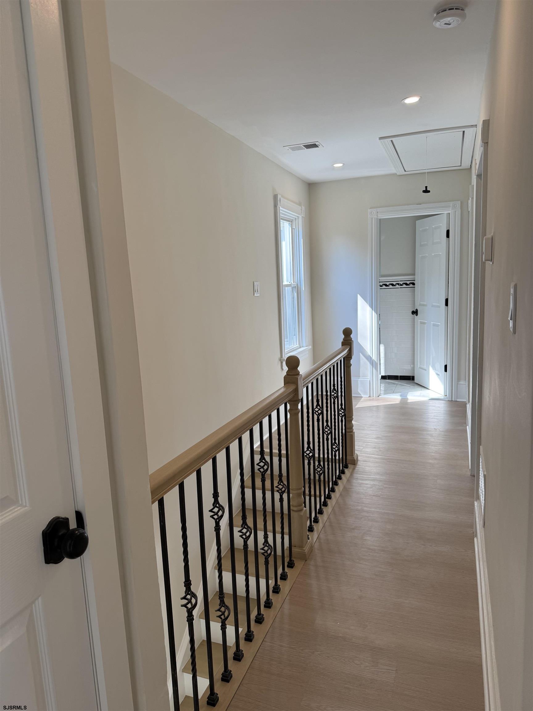413 W Oakcrest
