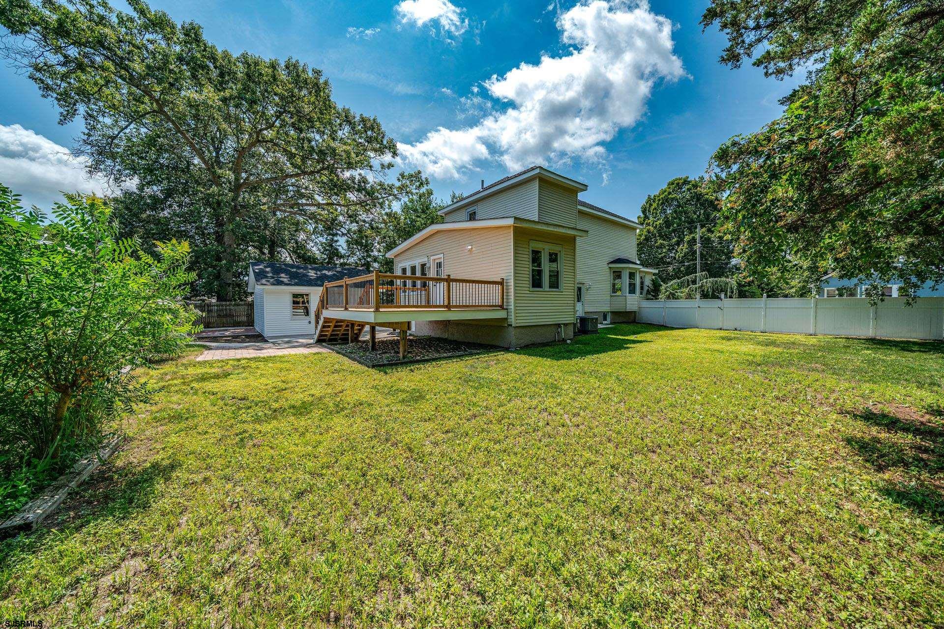 413 W Oakcrest