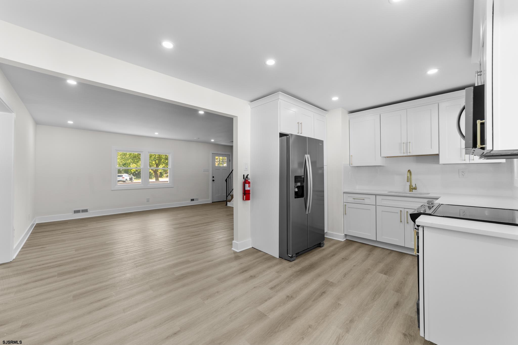 100 Colwick Dr