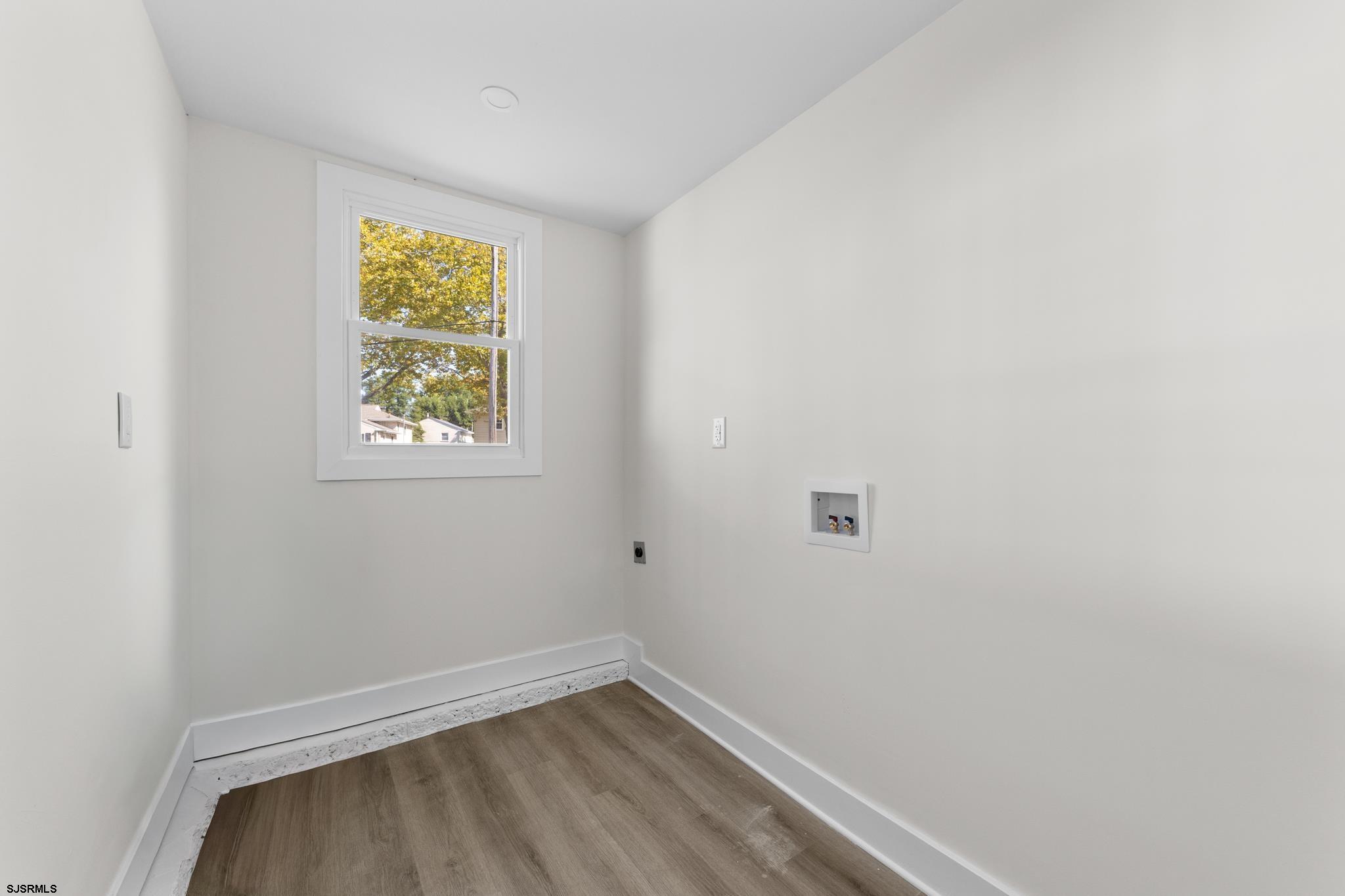 100 Colwick Dr