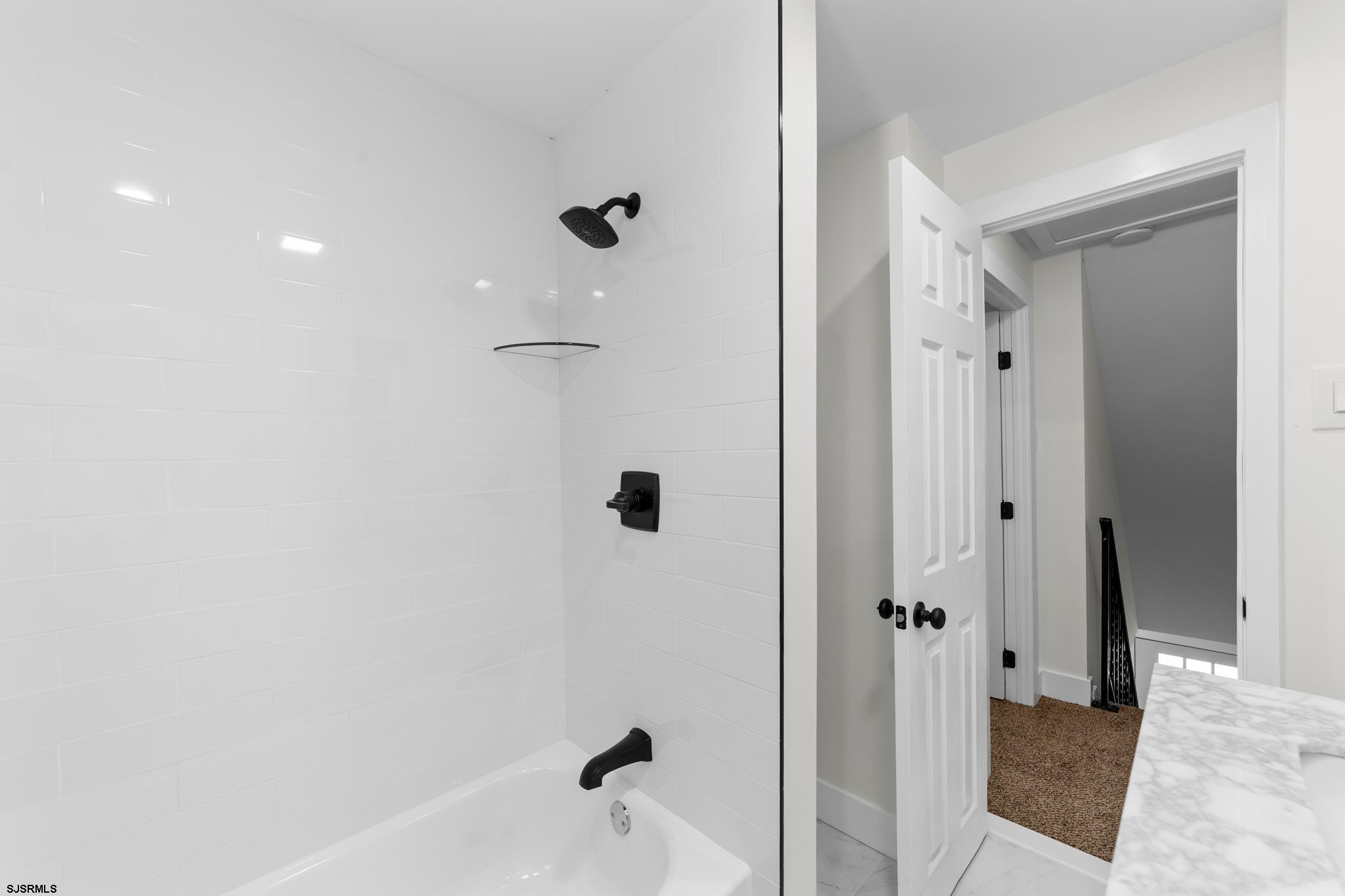 100 Colwick Dr