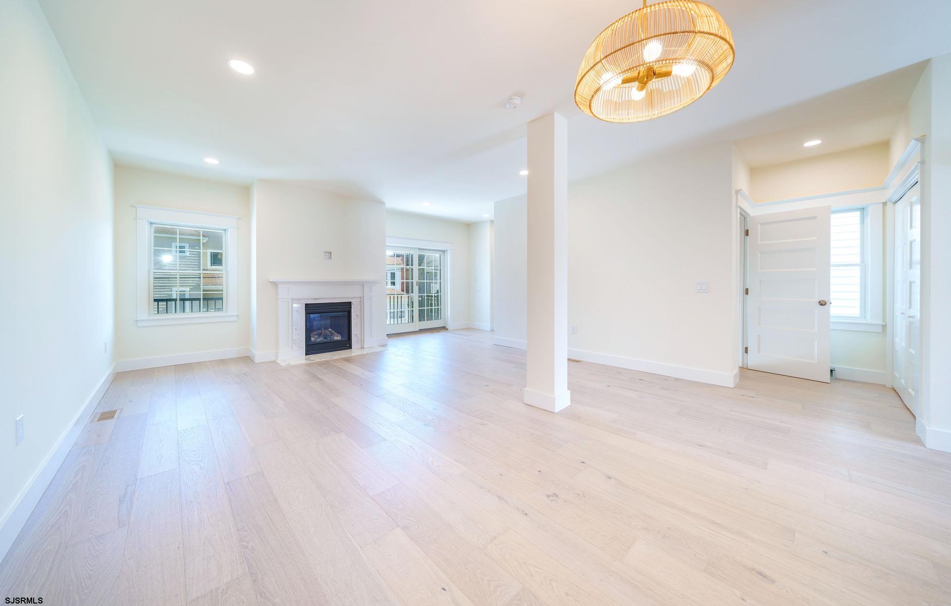 126 N New Haven - Picture 4