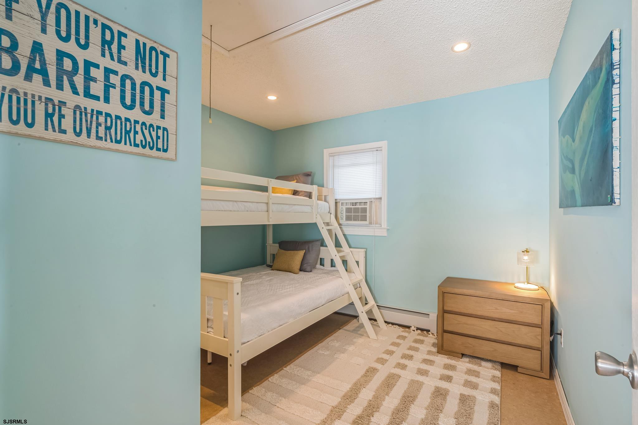 219 N Somerset Avenue