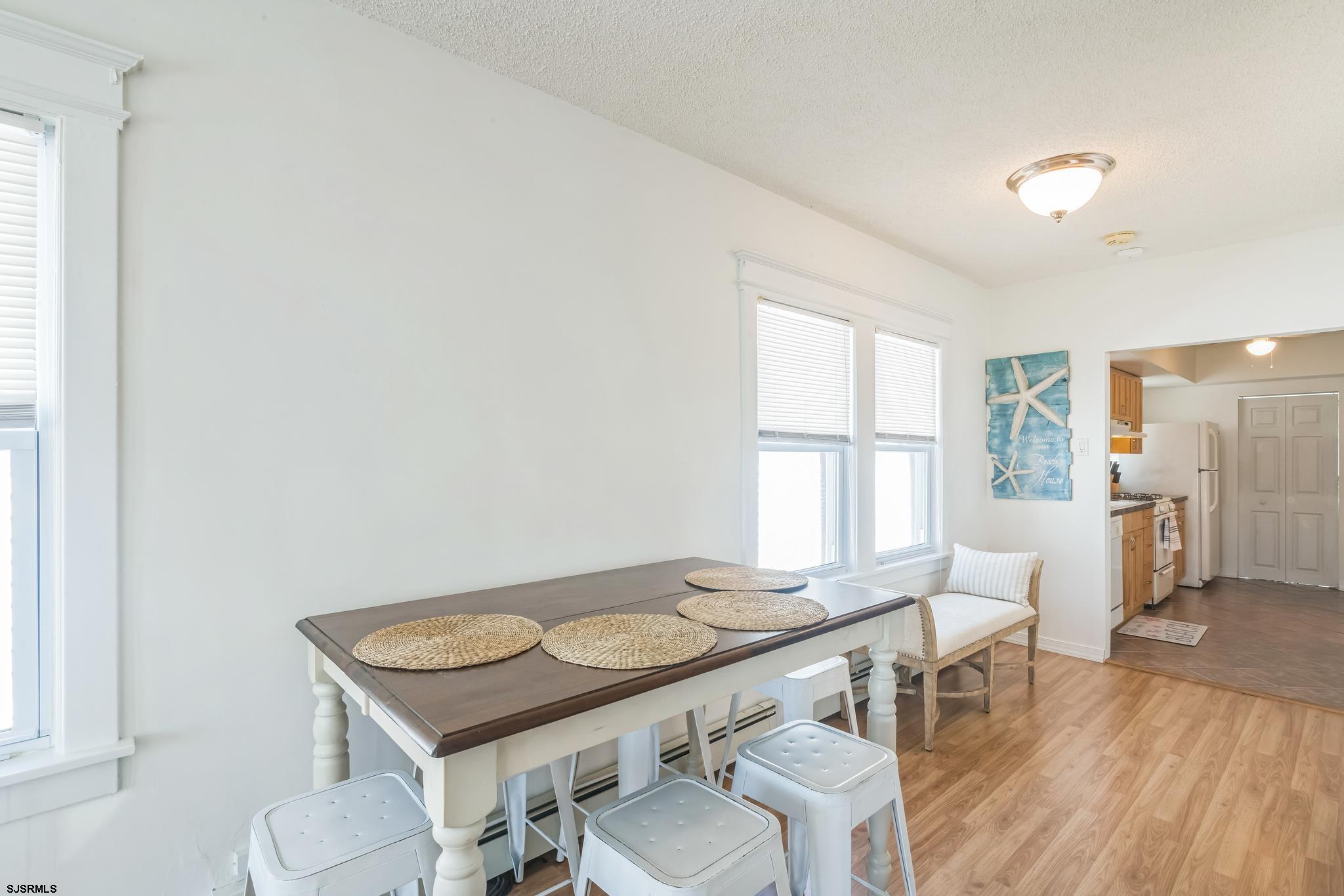 219 N Somerset Avenue