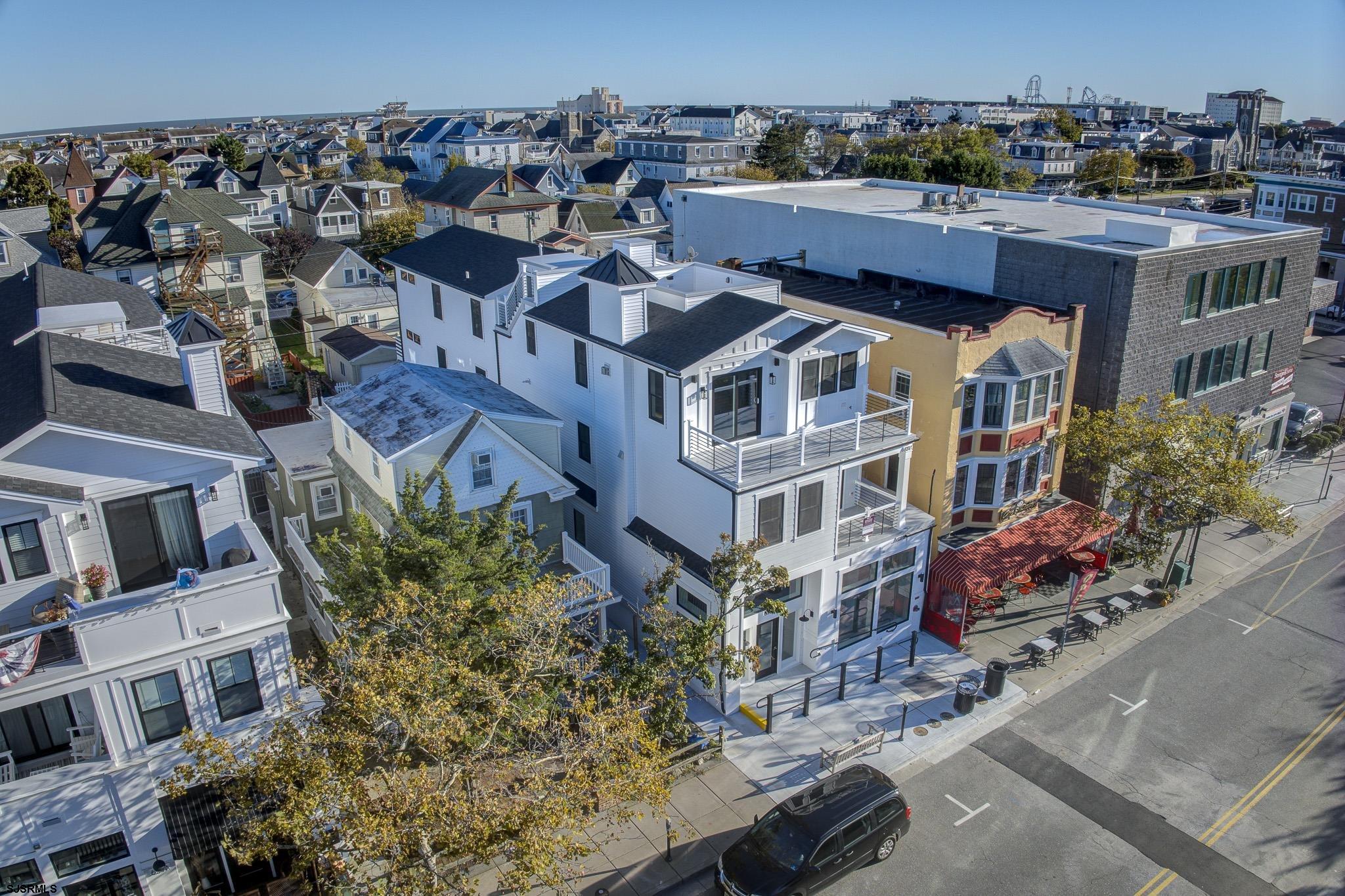 633 Asbury Avenue B - Picture 3