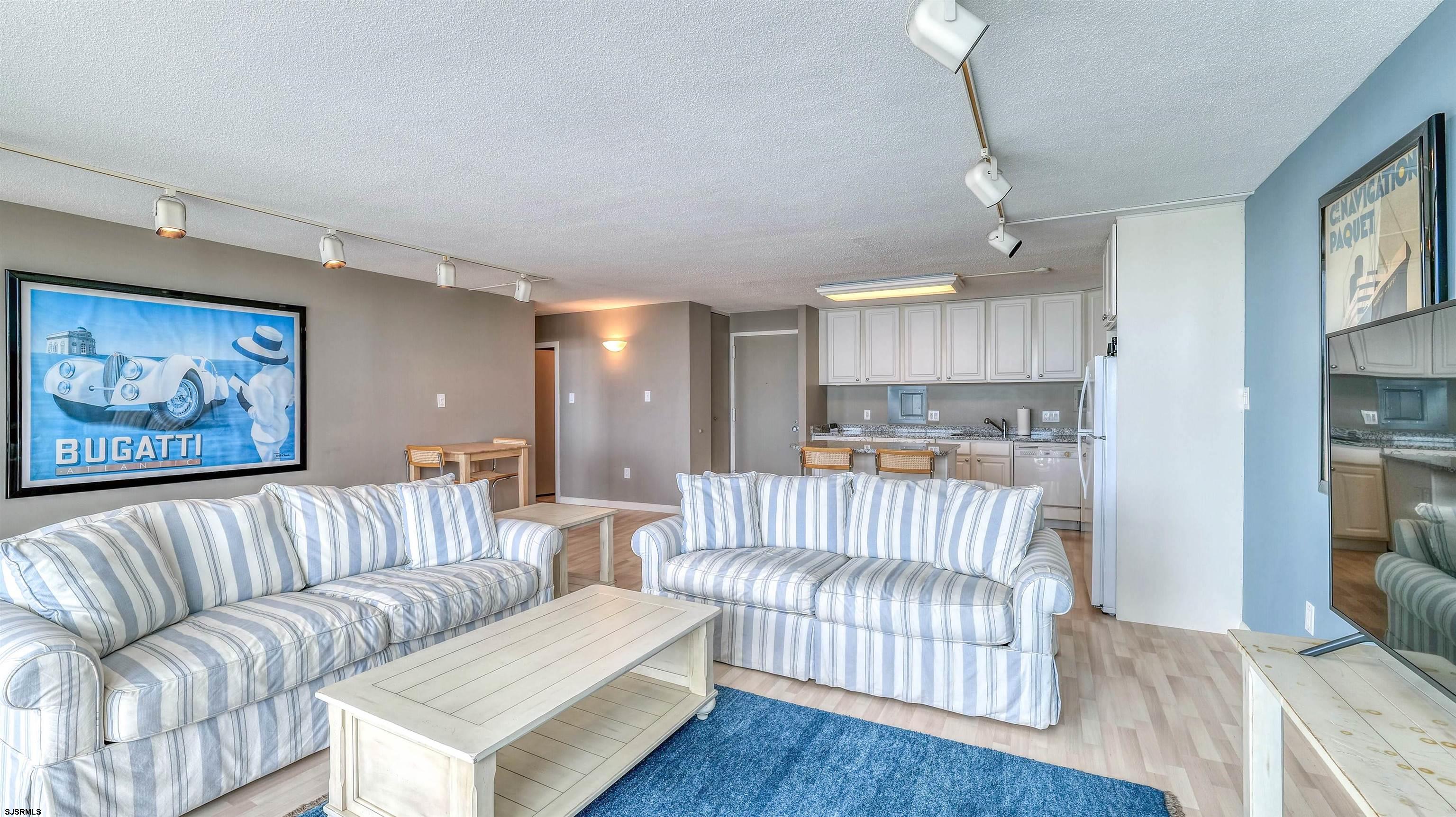 111 S 16th Street - Picture 4