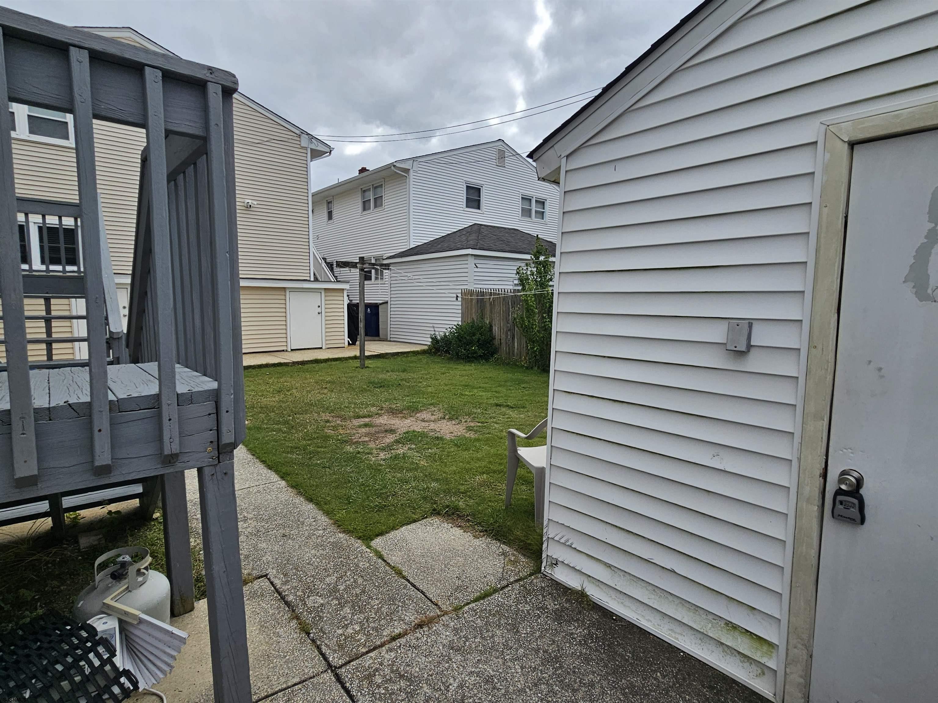 2 N Newark Avenue - Picture 4