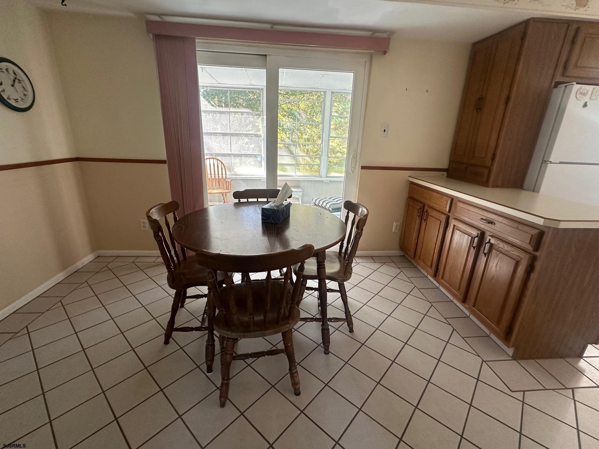 203 Rosemarie Dr