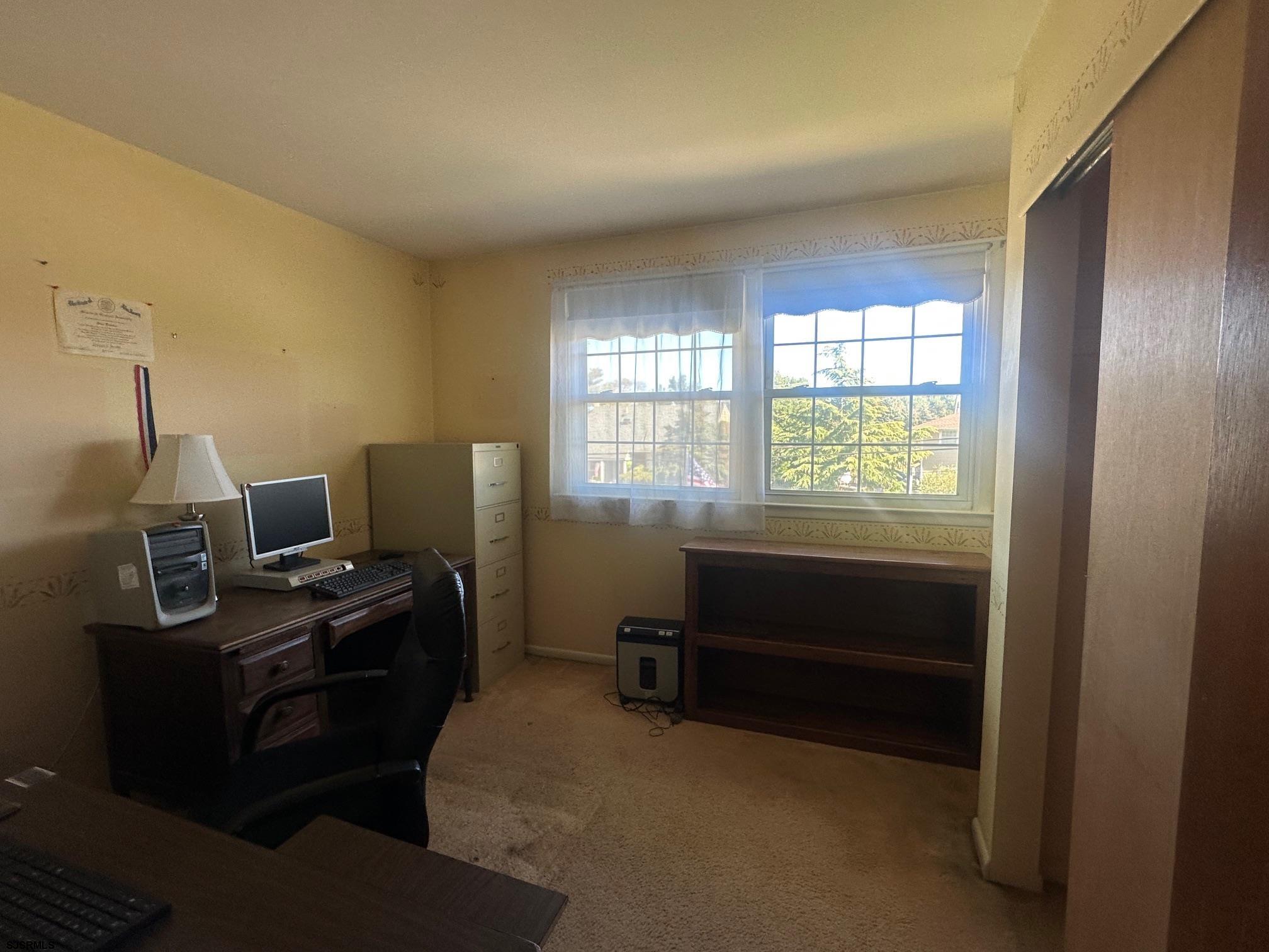 203 Rosemarie Dr
