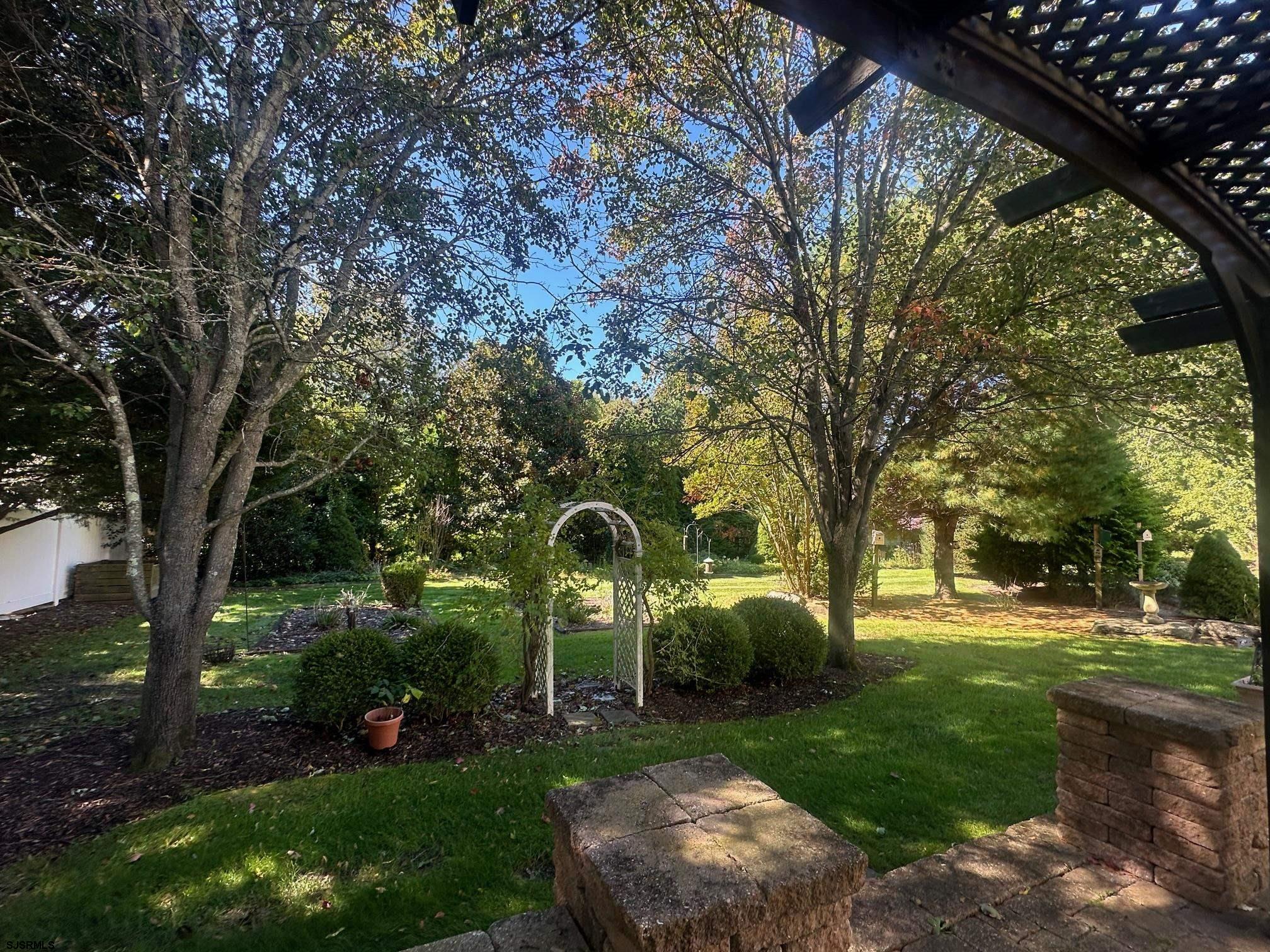 203 Rosemarie Dr