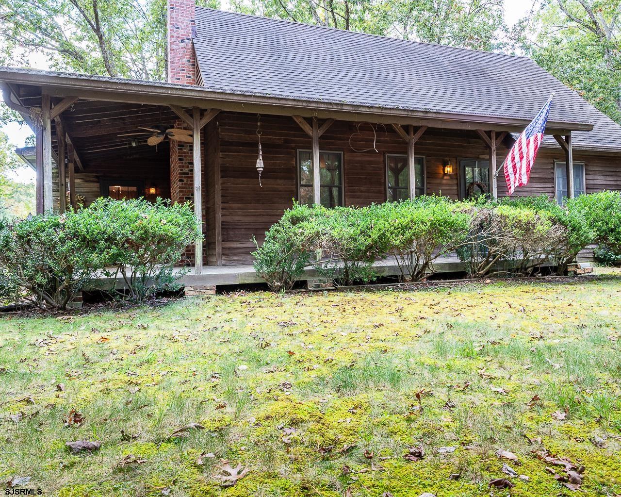 5477 Oak Street - Picture 1