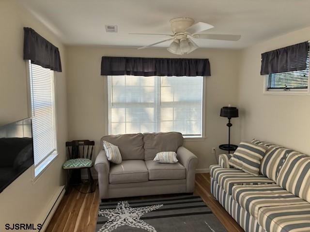710 W New York Avenue - Picture 4
