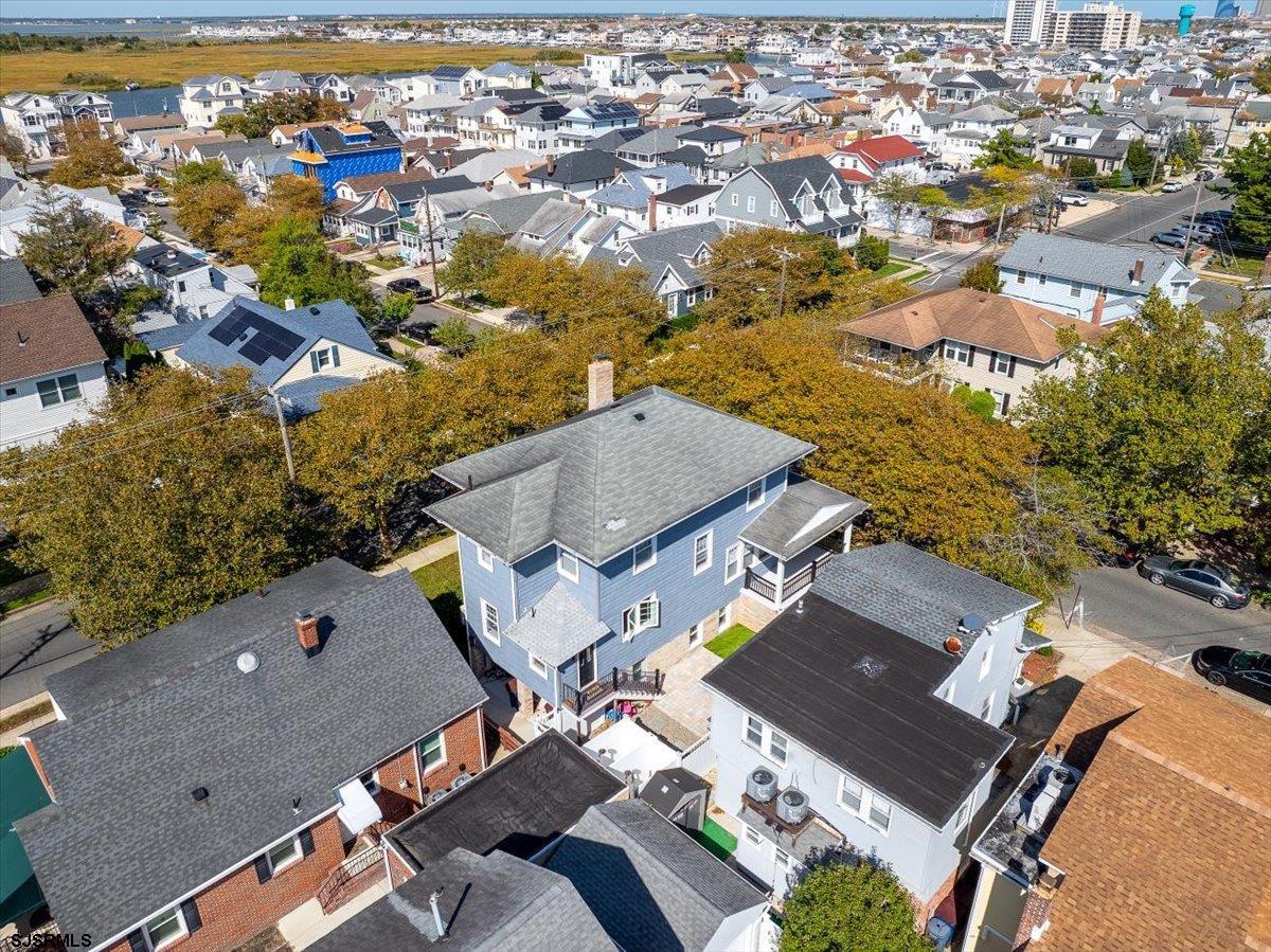 26 N Richards Avenue