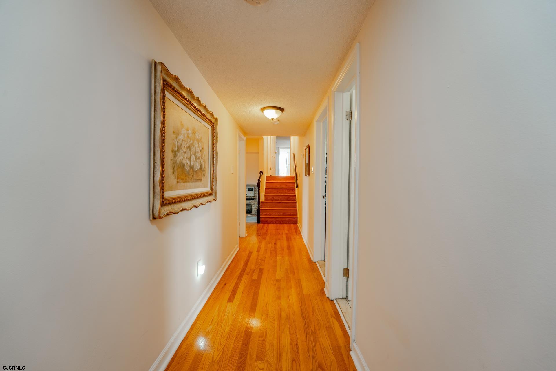 202 English Ln
