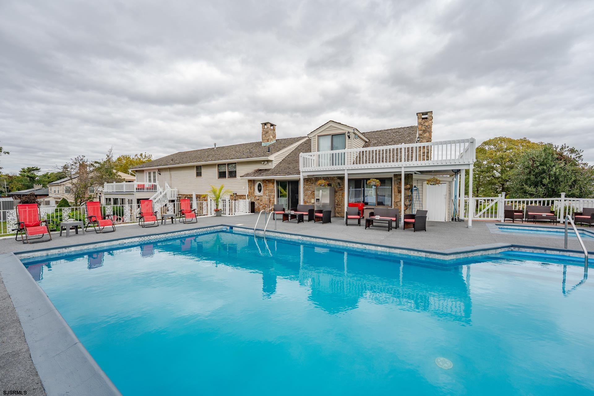 202 English Ln