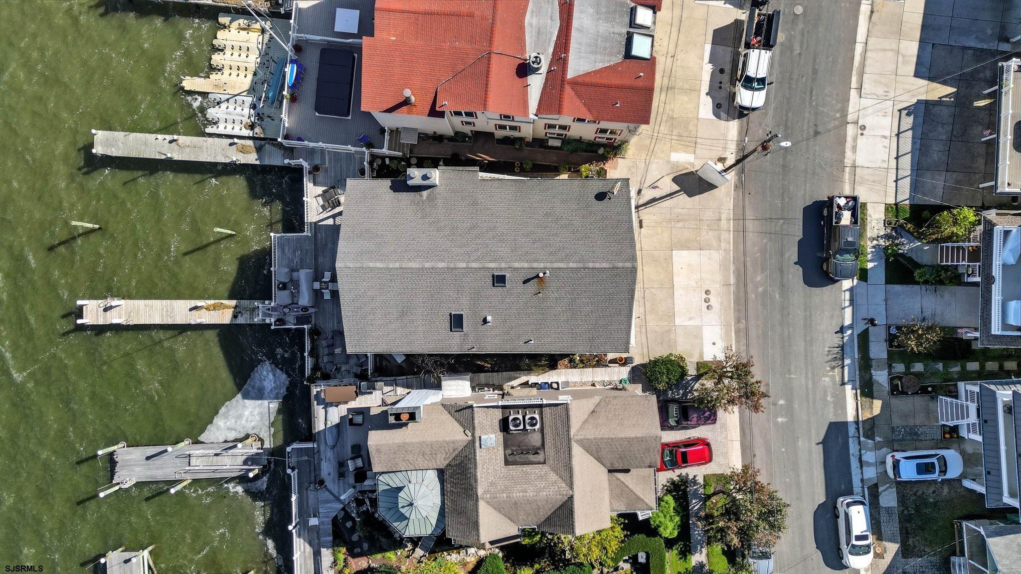 195 W 17th St Street