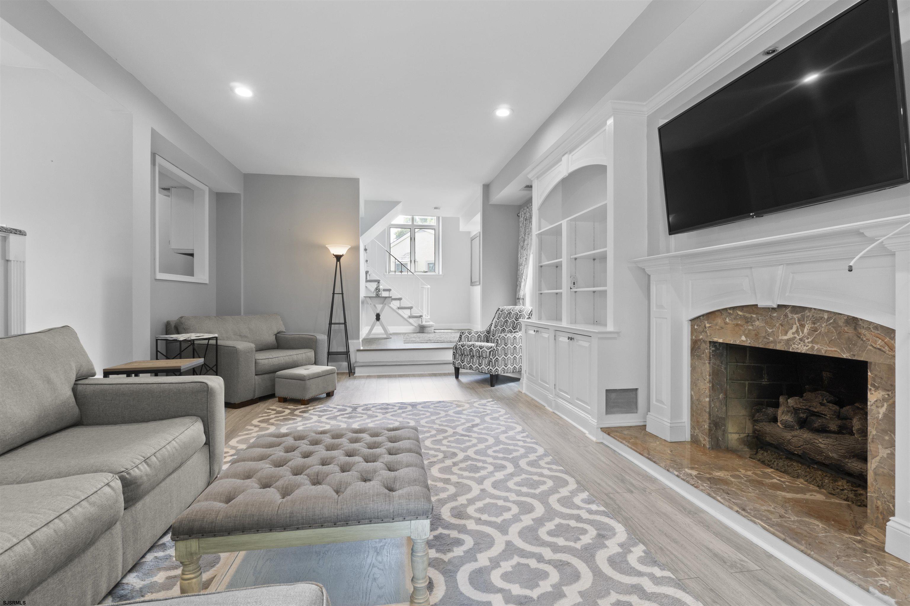 18 Greate Bay Dr Dr