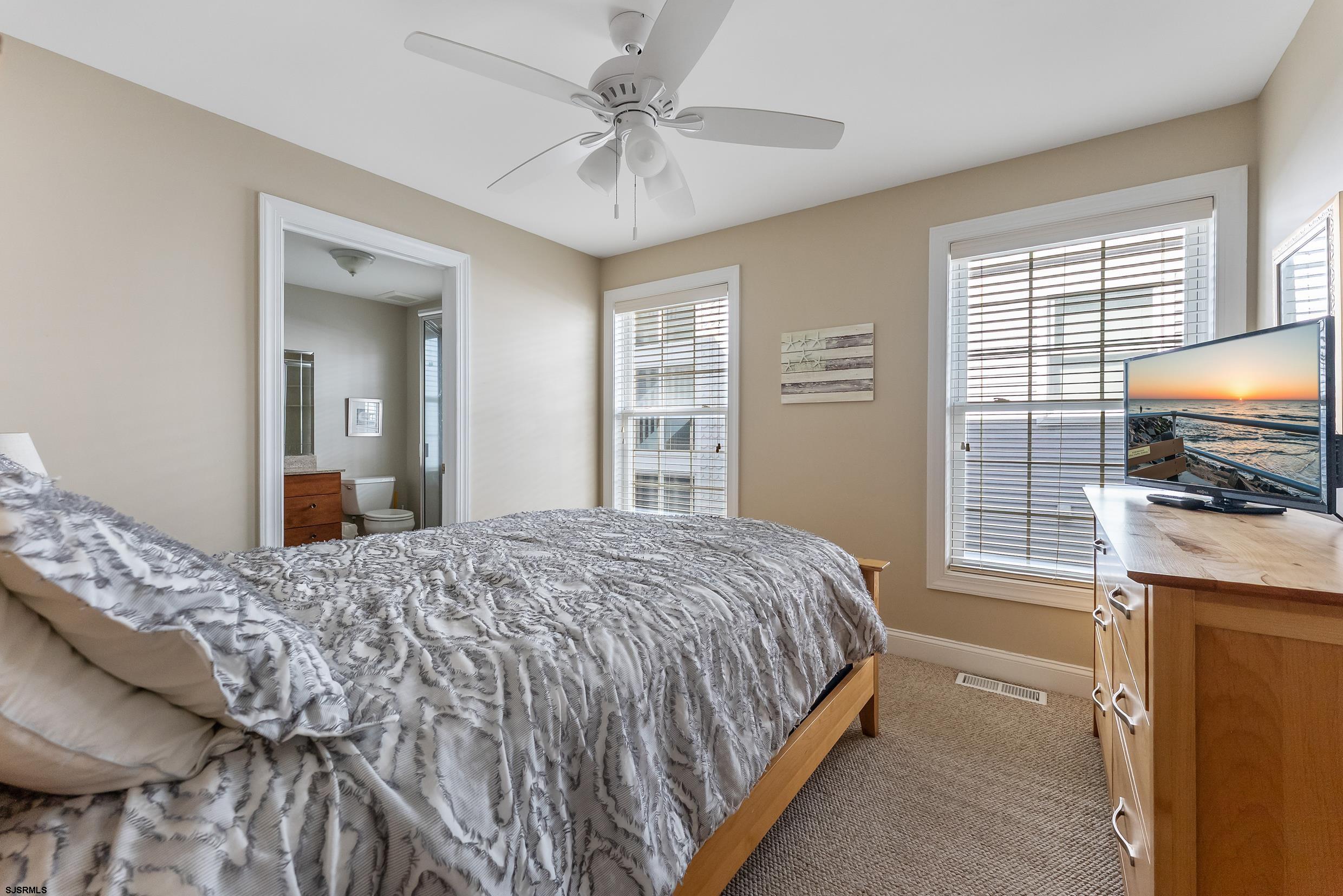 909 4th Street - Picture 3