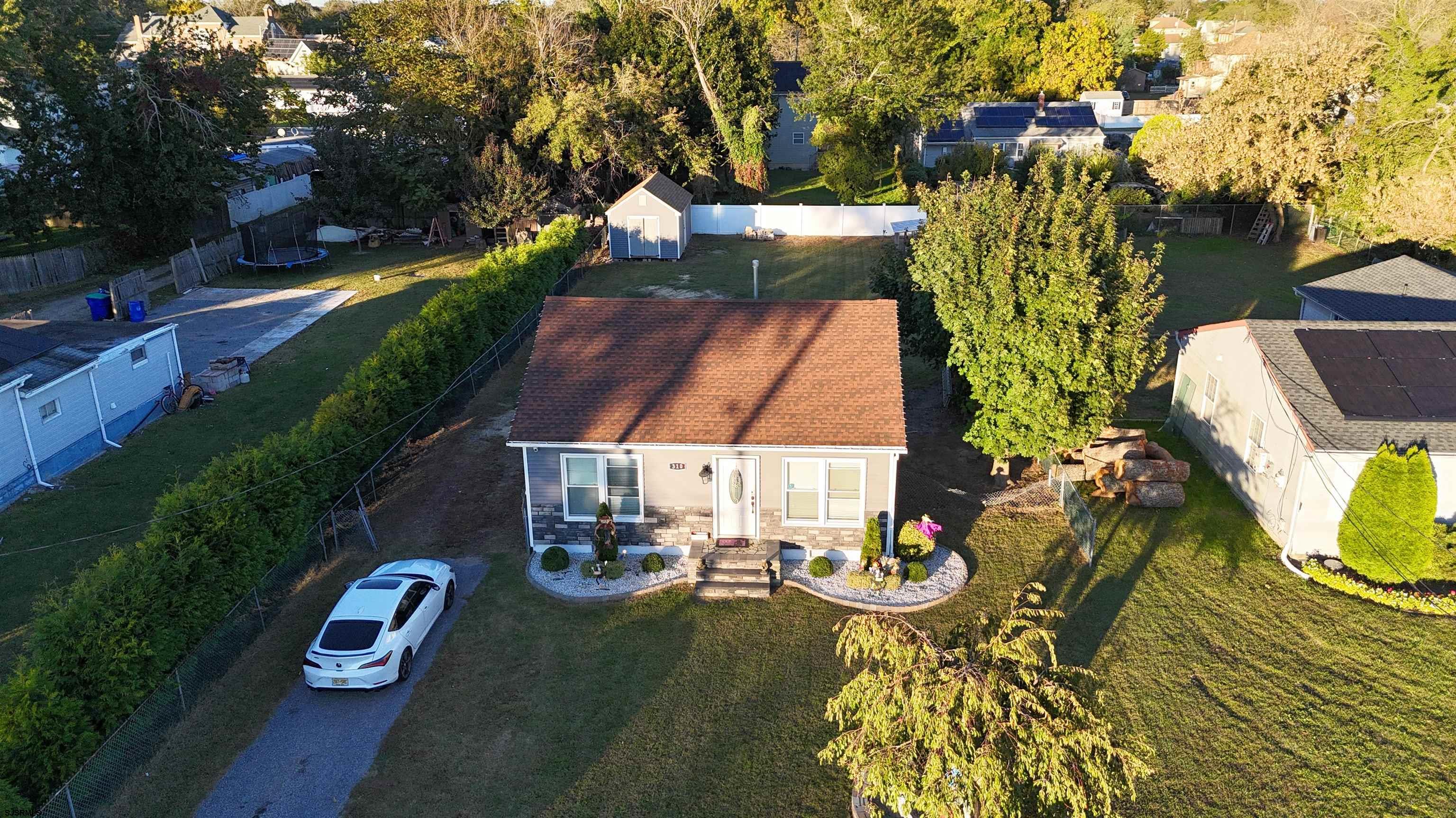 310 Tilton Road - Picture 1