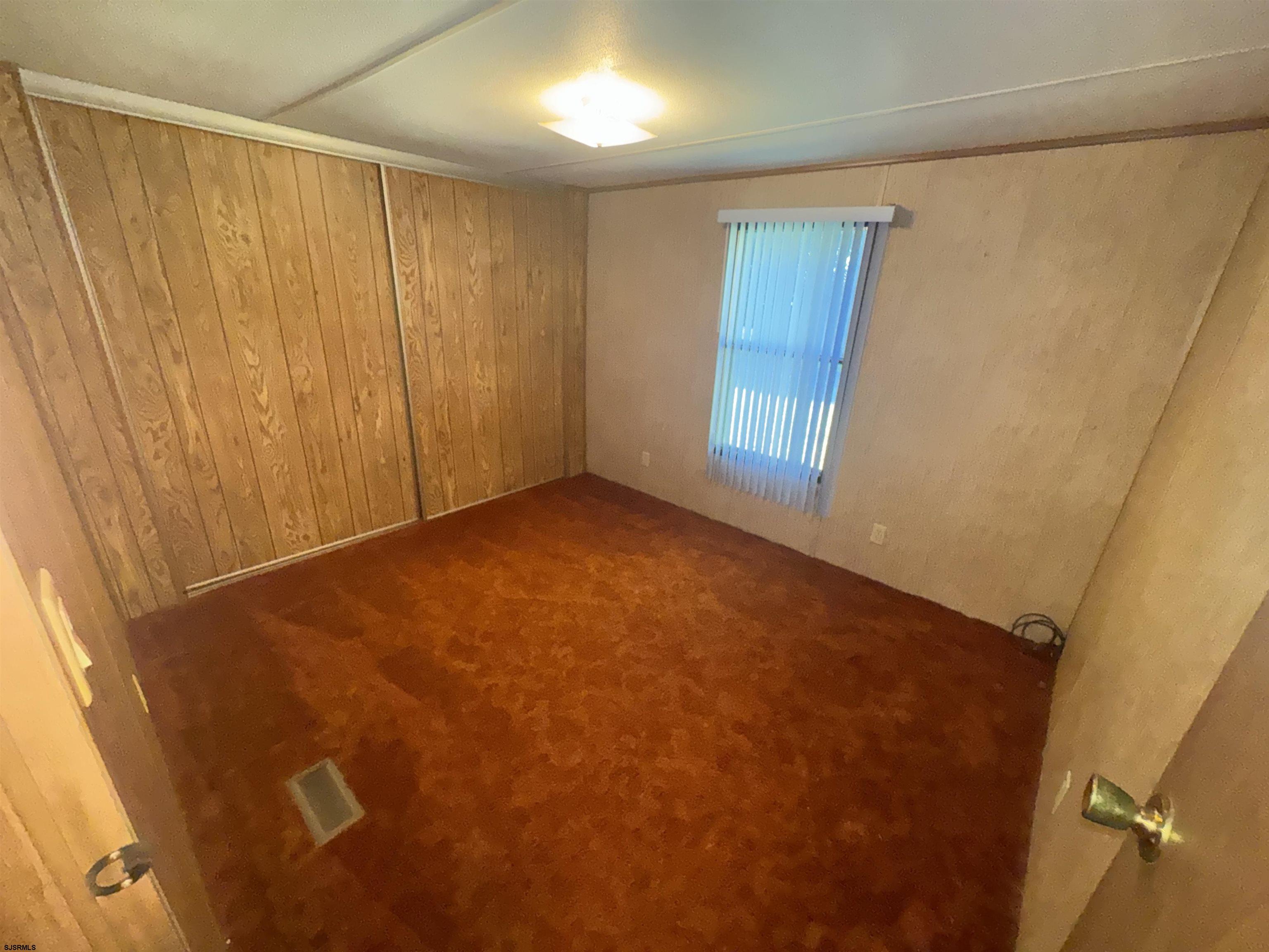 115 Mast Dr