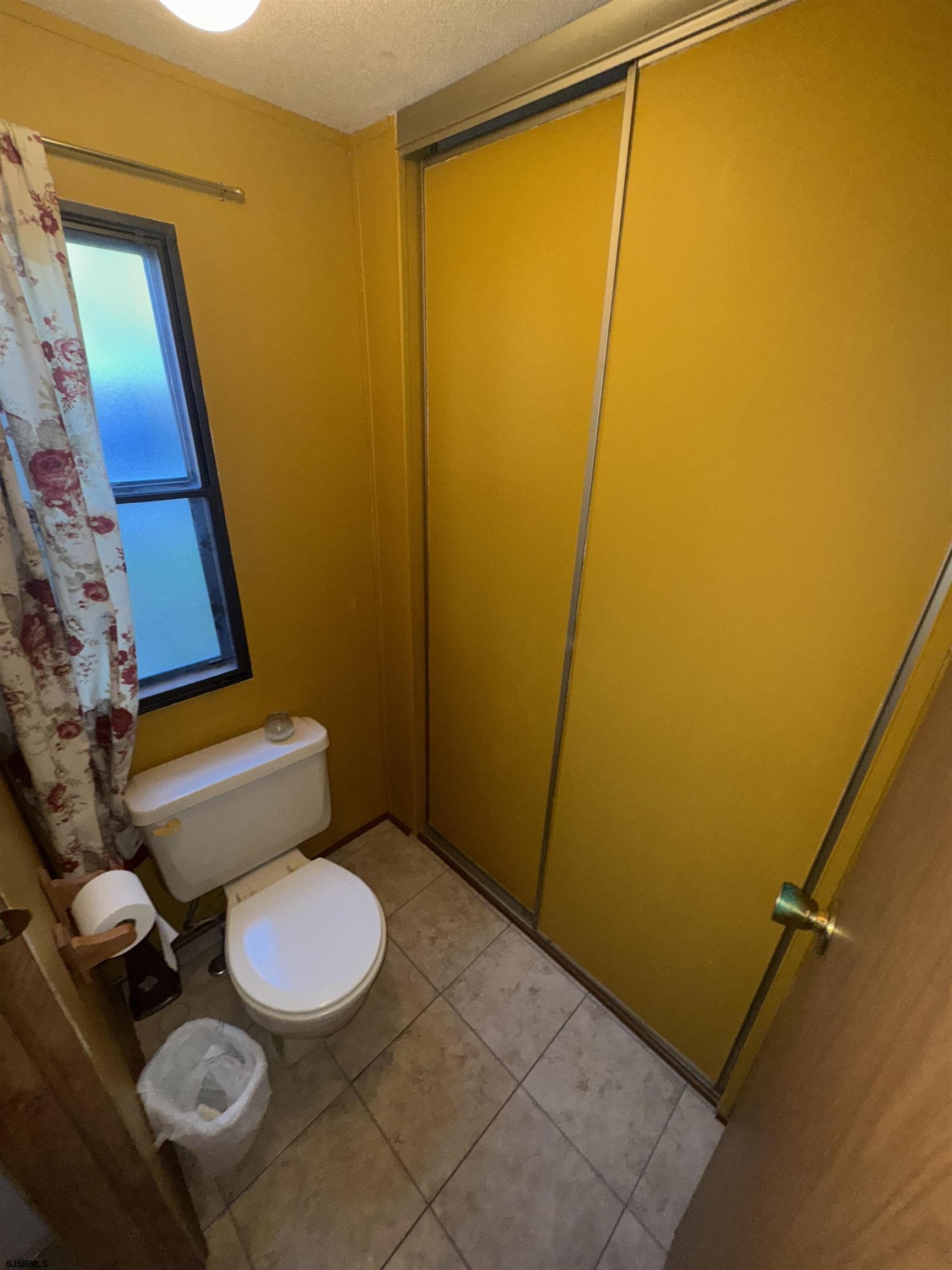 115 Mast Dr
