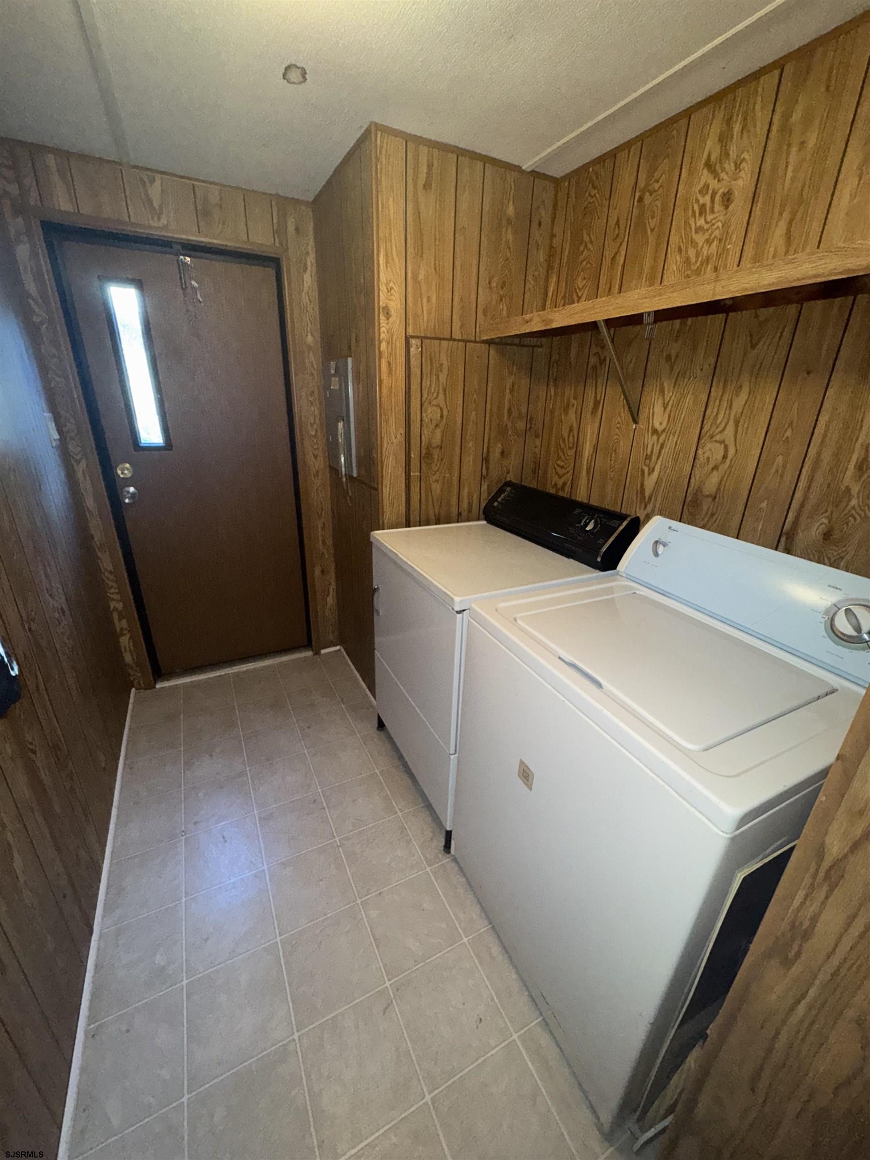 115 Mast Dr