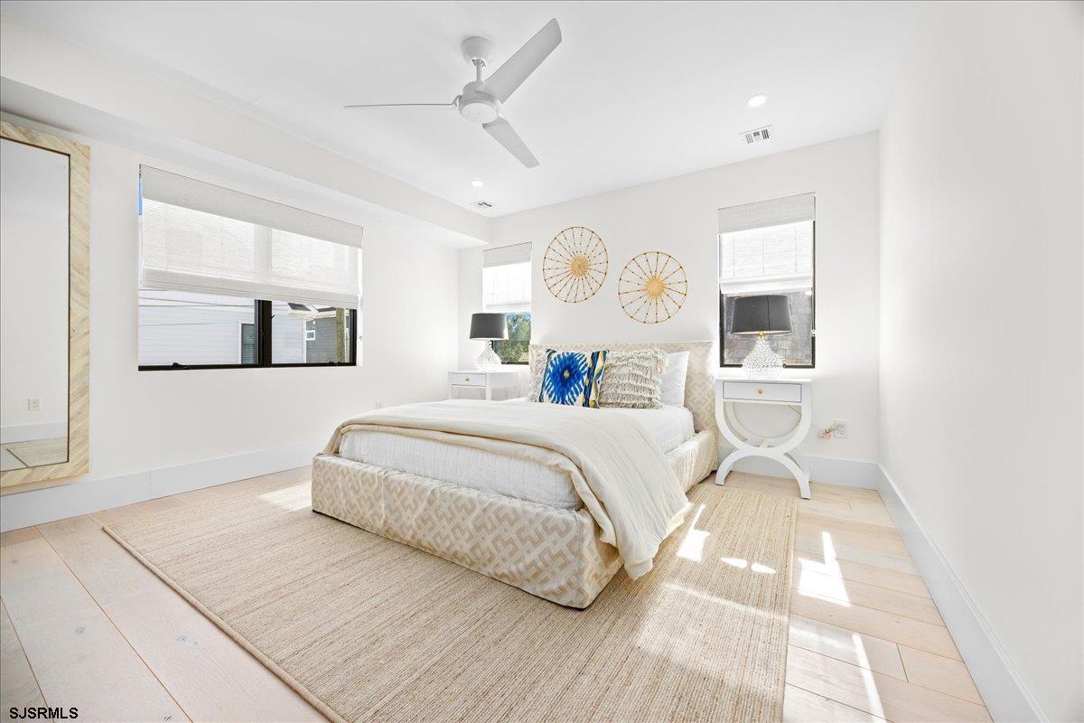 17 N Mansfield Avenue