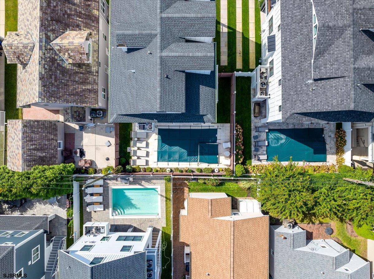 17 N Mansfield Avenue