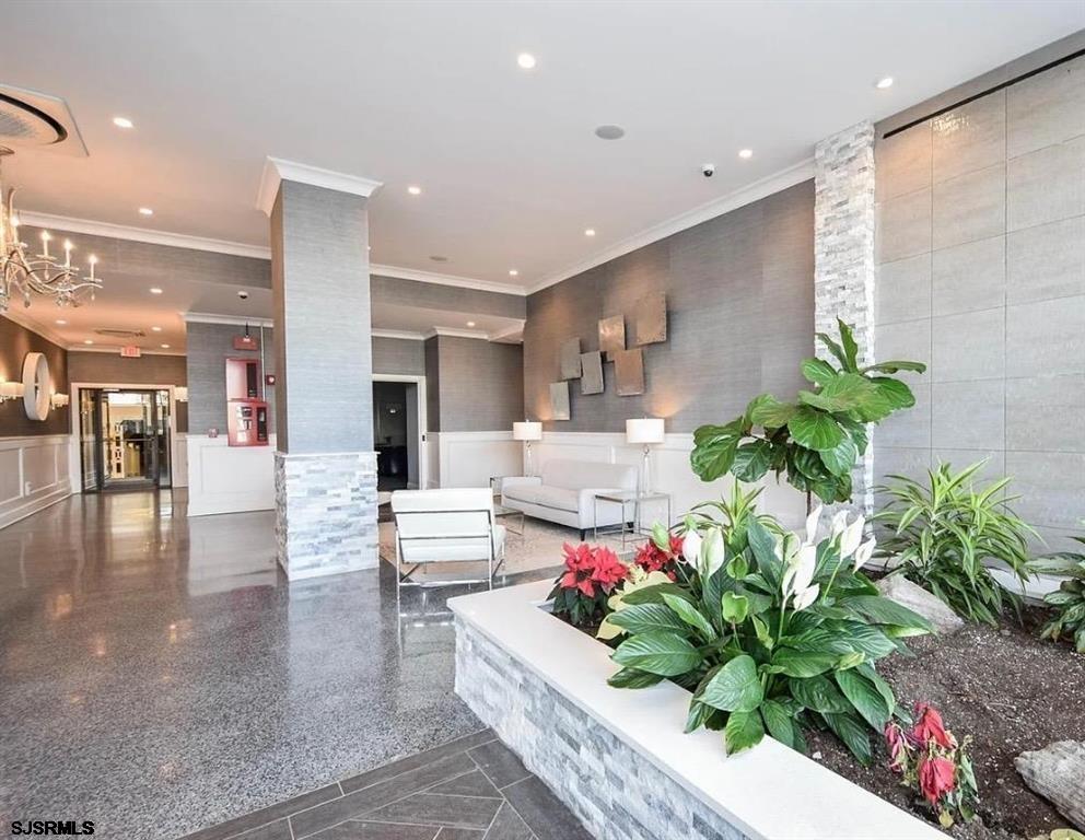 9400 Atlantic Avenue