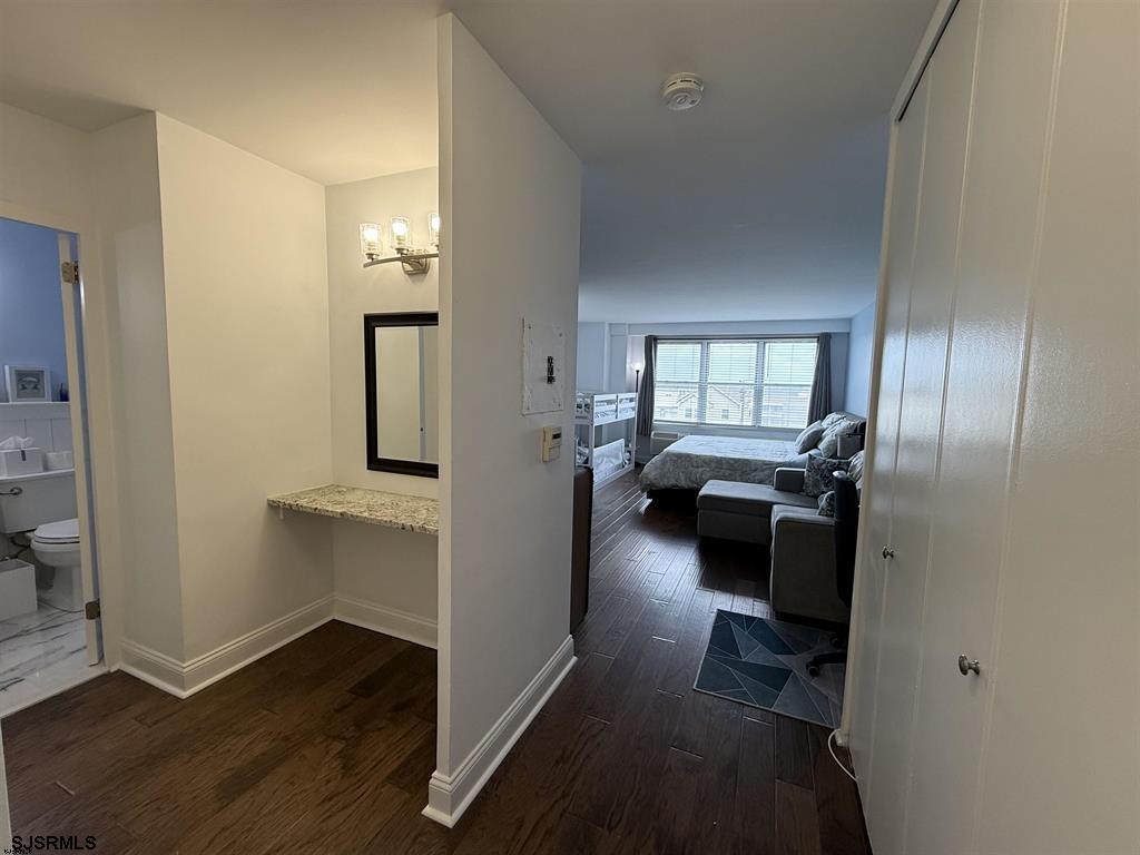 9400 Atlantic Avenue - Picture 4