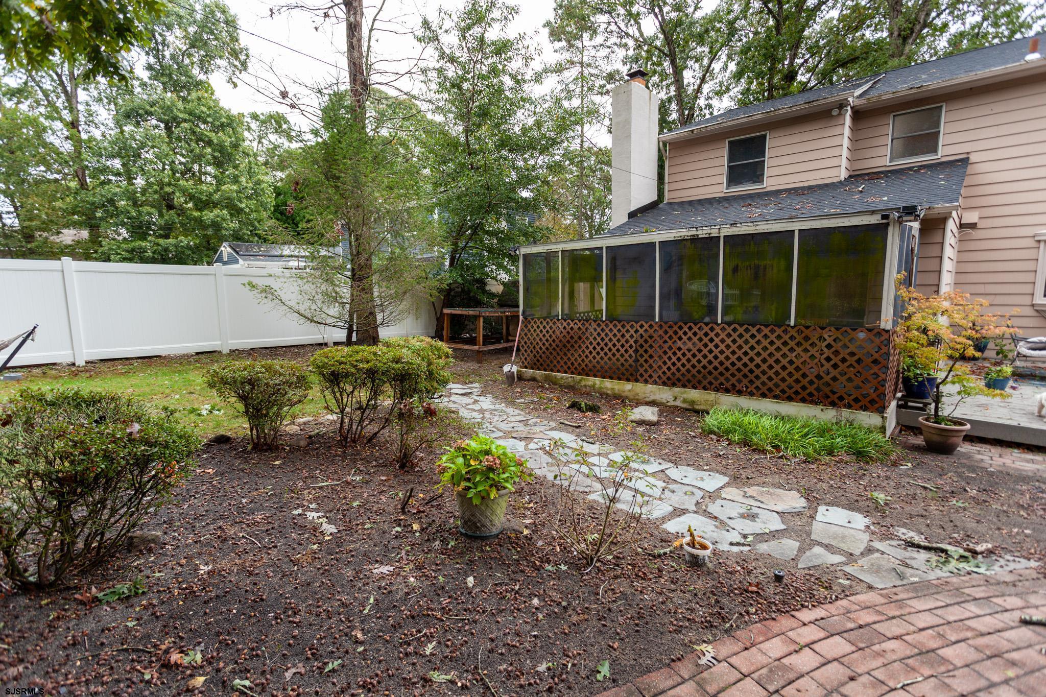 1005 Bartlett Avenue